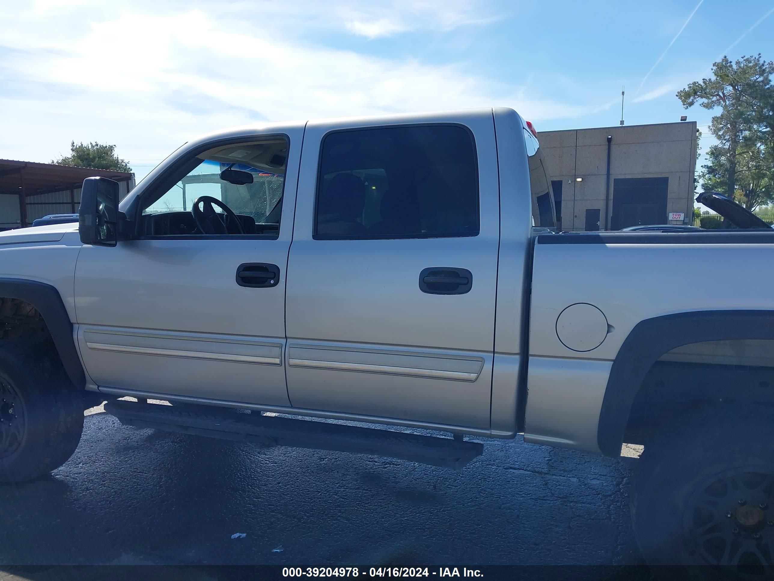 Photo 13 VIN: 2GCEK13Z471169601 - CHEVROLET SILVERADO 