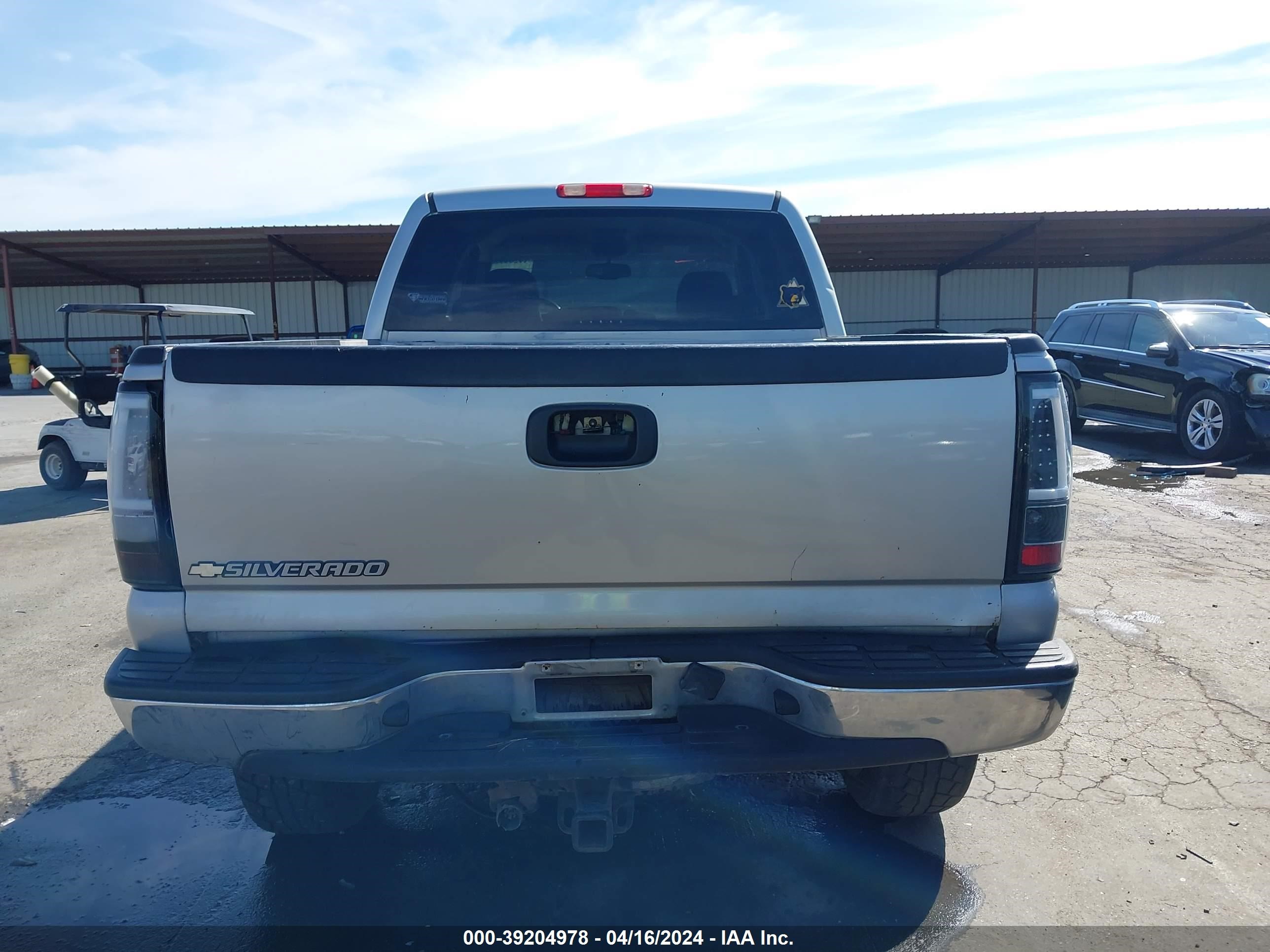 Photo 15 VIN: 2GCEK13Z471169601 - CHEVROLET SILVERADO 