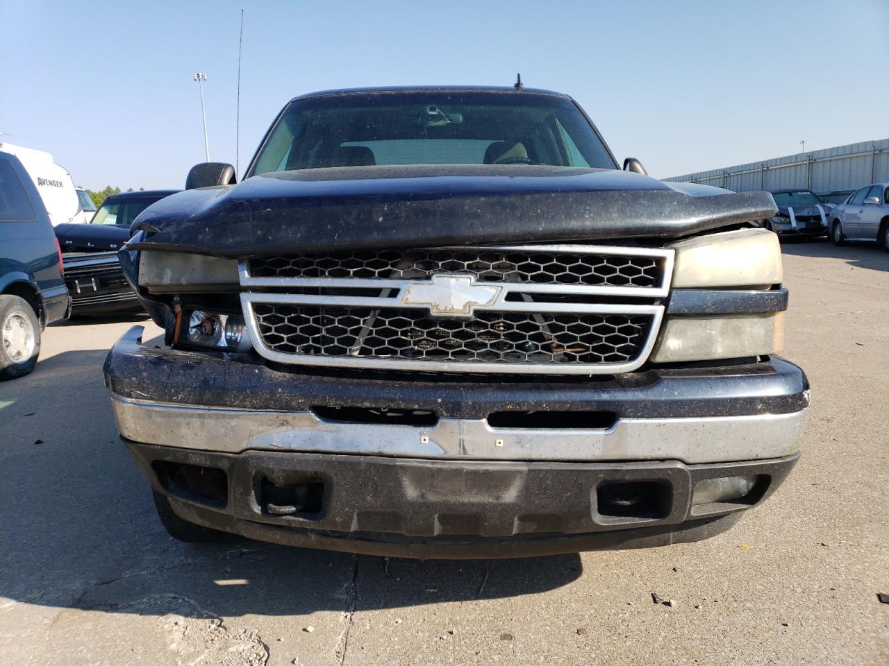 Photo 4 VIN: 2GCEK13Z571131164 - CHEVROLET SILVERADO 