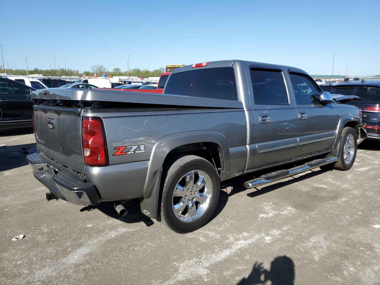 Photo 2 VIN: 2GCEK13Z671119489 - CHEVROLET SILVERADO 