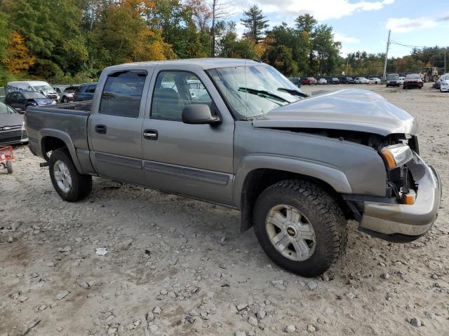 Photo 3 VIN: 2GCEK13Z861280909 - CHEVROLET SILVERADO 