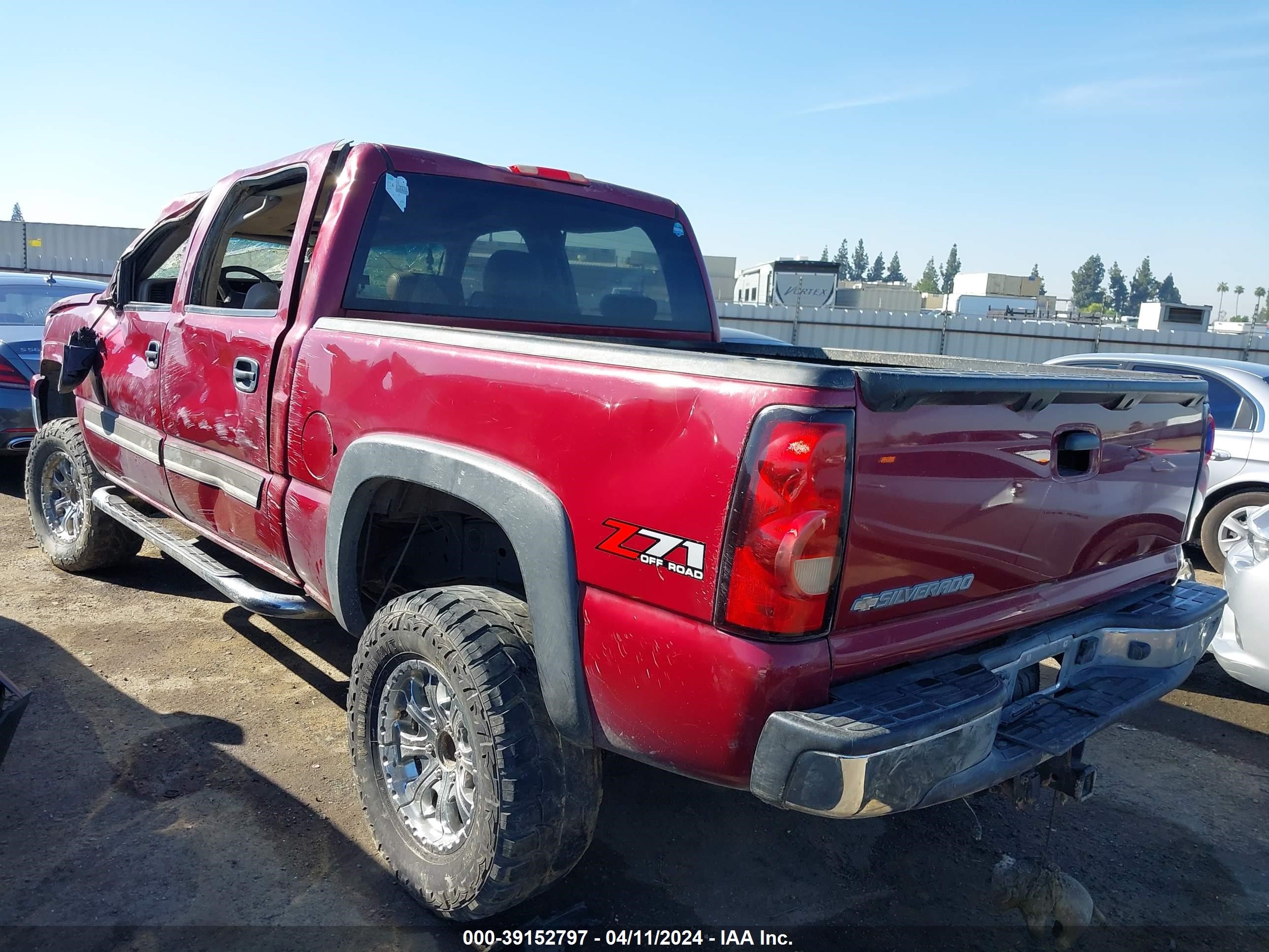 Photo 2 VIN: 2GCEK13Z871175966 - CHEVROLET SILVERADO 