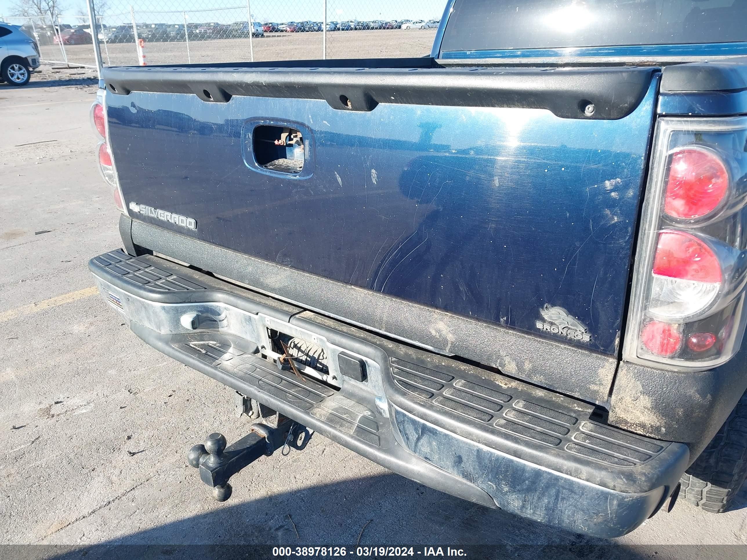 Photo 11 VIN: 2GCEK13Z961343256 - CHEVROLET SILVERADO 