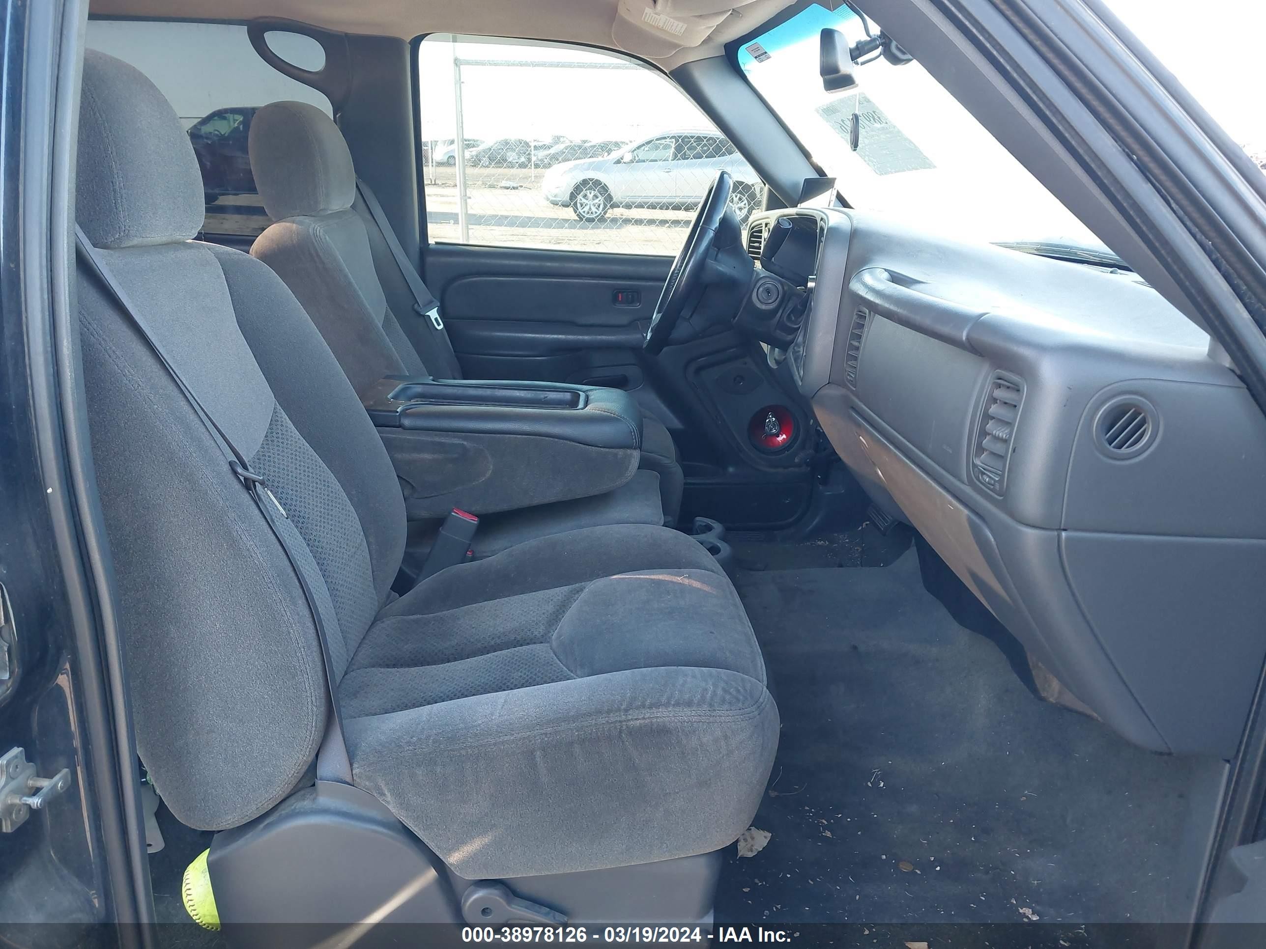 Photo 4 VIN: 2GCEK13Z961343256 - CHEVROLET SILVERADO 