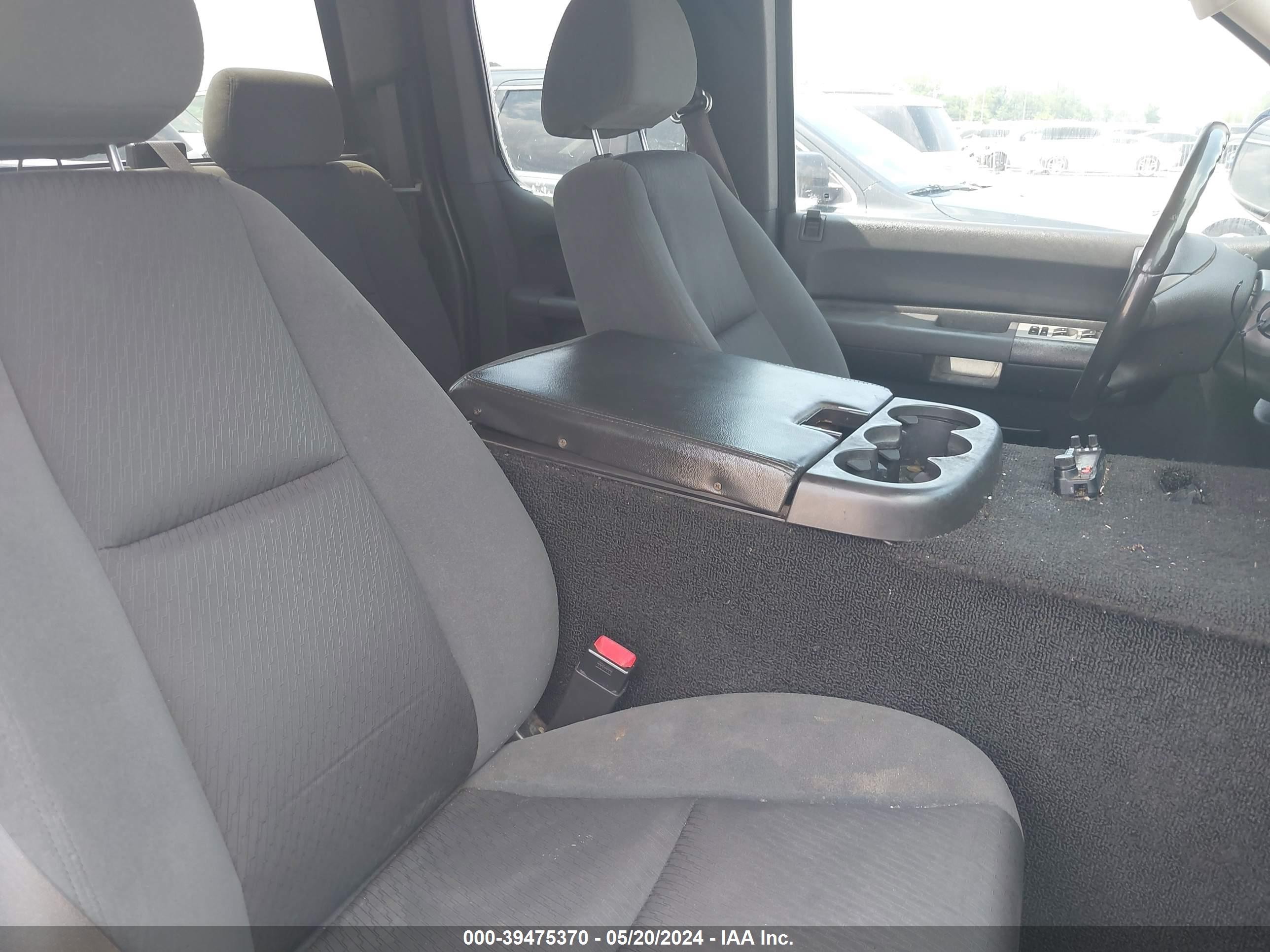 Photo 4 VIN: 2GCEK190091104322 - CHEVROLET SILVERADO 