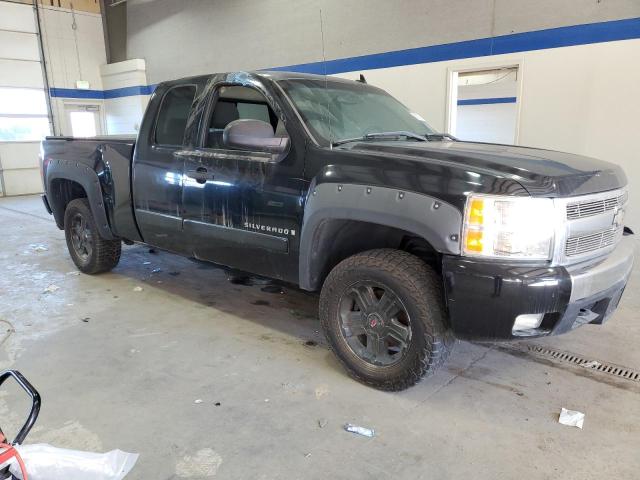 Photo 3 VIN: 2GCEK190171728529 - CHEVROLET SILVERADO 