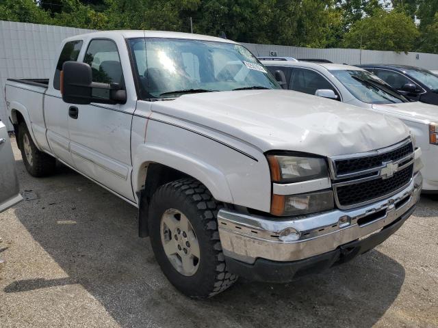 Photo 3 VIN: 2GCEK19B261296971 - CHEVROLET SILVERADO 