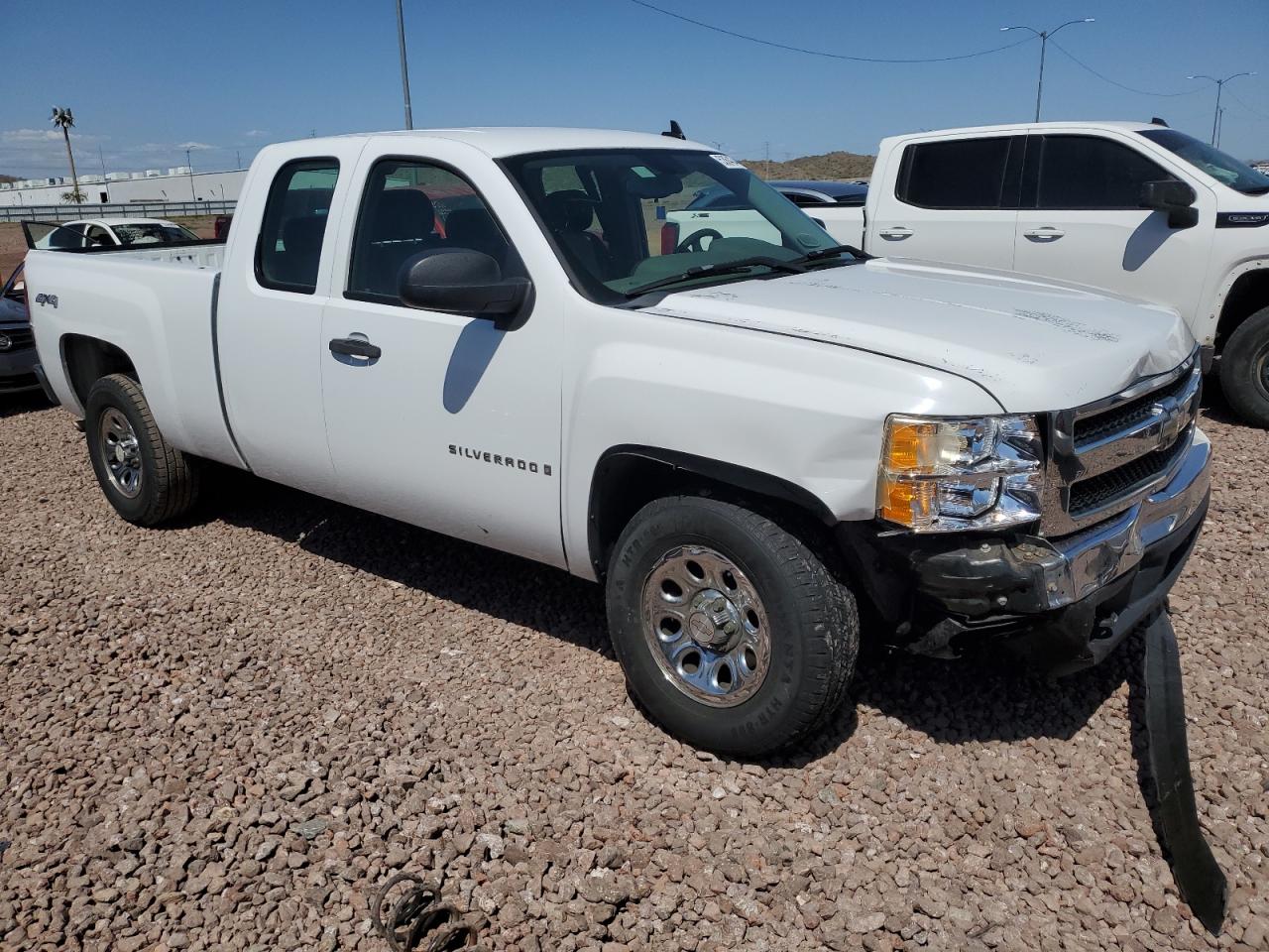 Photo 3 VIN: 2GCEK19C271673826 - CHEVROLET SILVERADO 