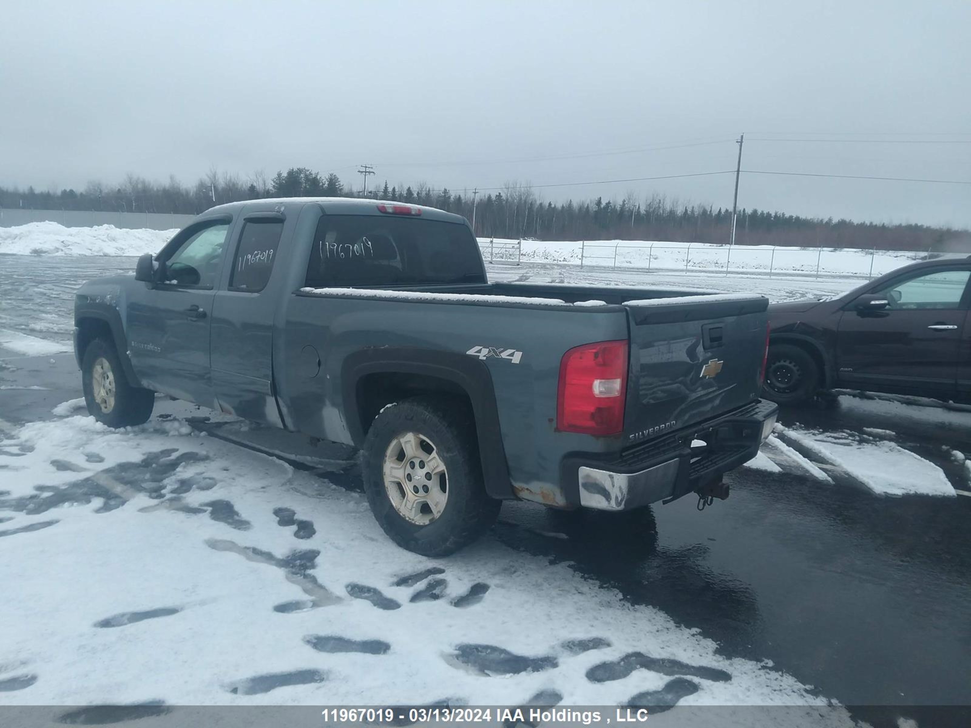 Photo 2 VIN: 2GCEK19C581259604 - CHEVROLET SILVERADO 