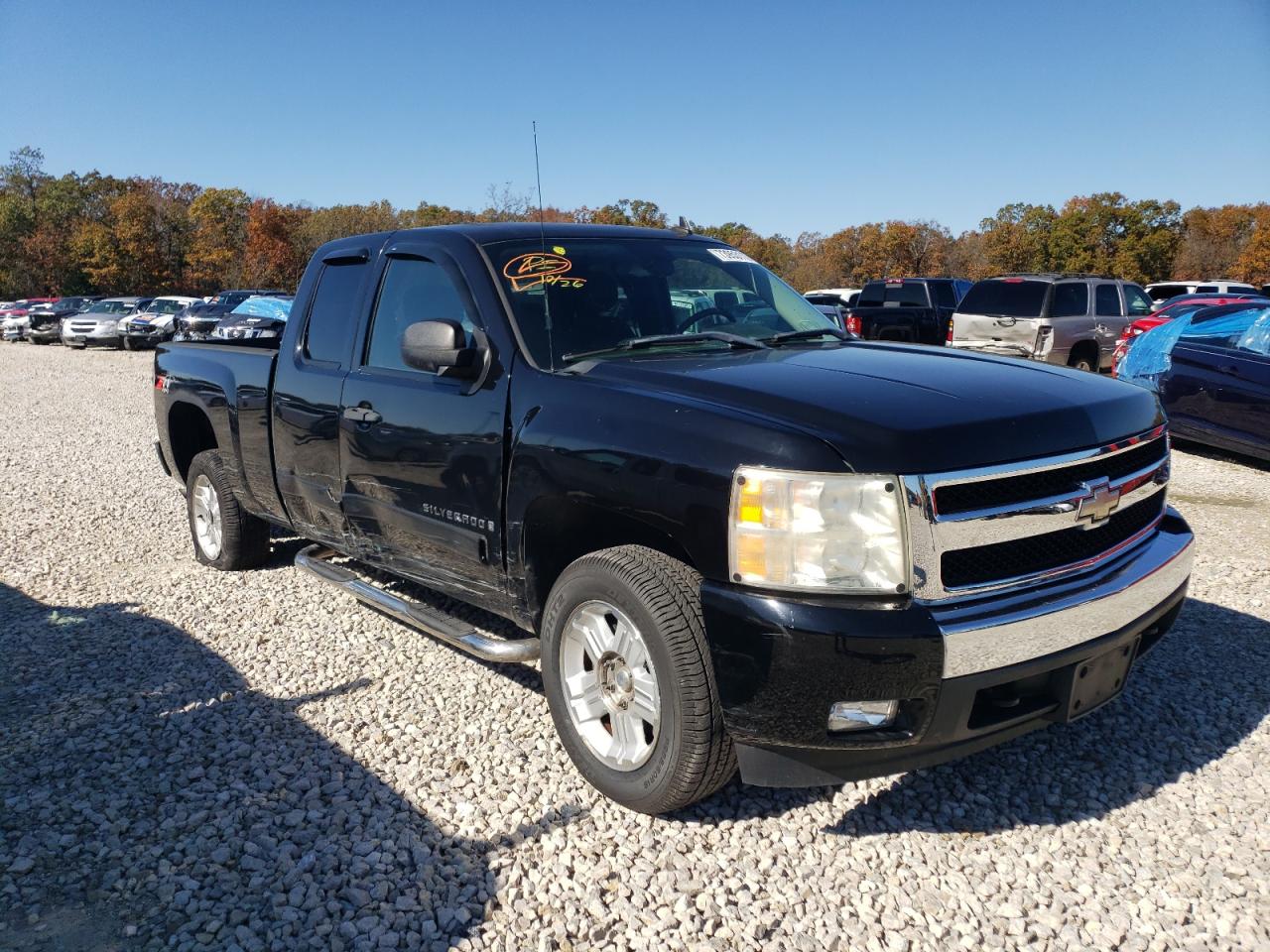 Photo 3 VIN: 2GCEK19J071720981 - CHEVROLET SILVERADO 