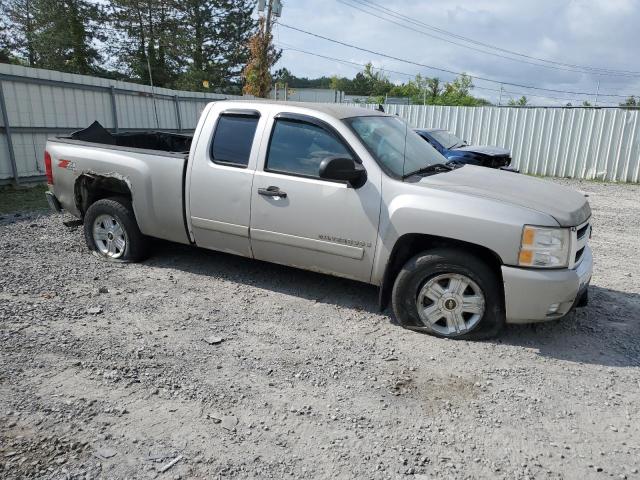 Photo 3 VIN: 2GCEK19J081170280 - CHEVROLET SILVERADO 