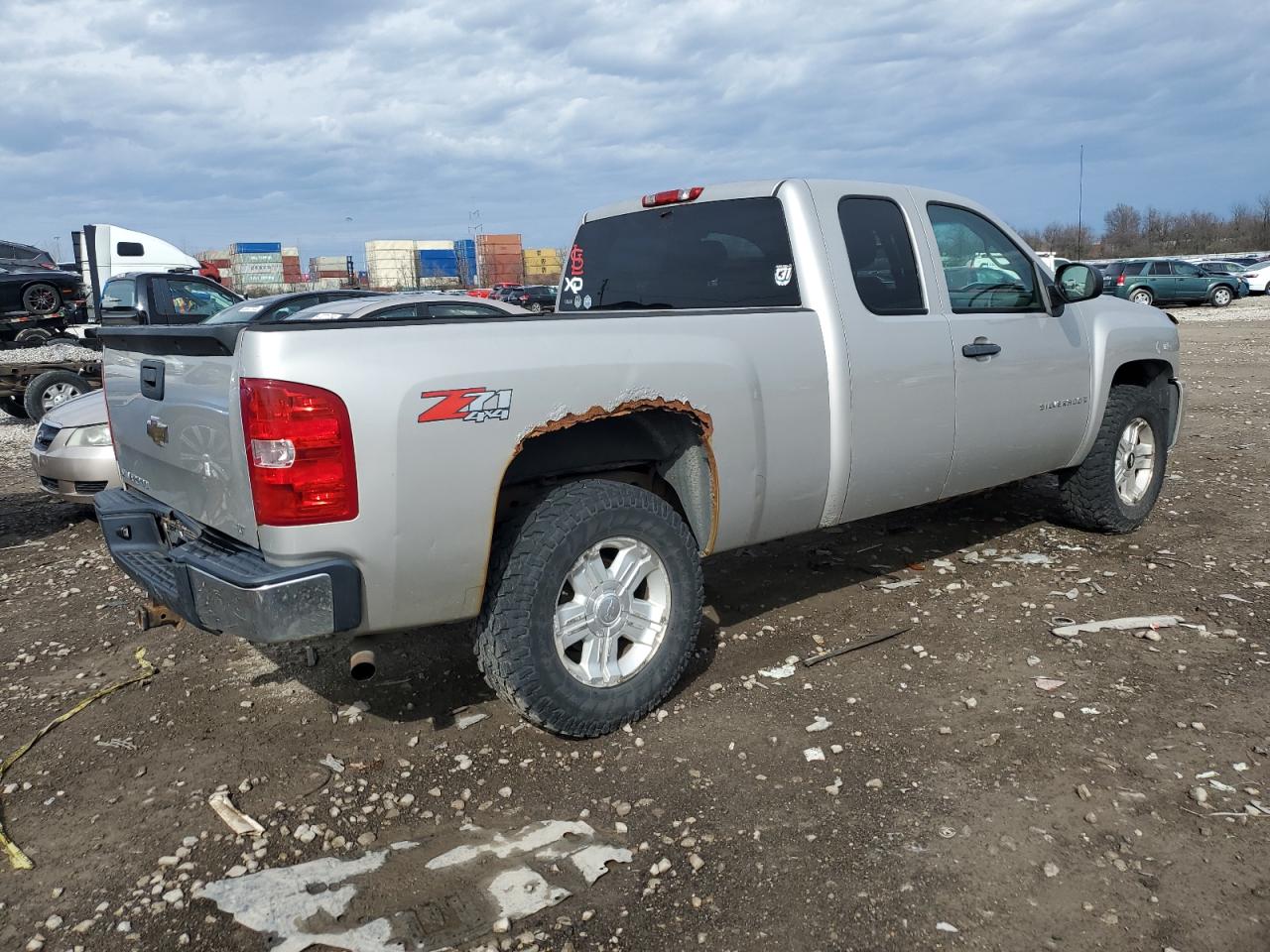 Photo 2 VIN: 2GCEK19J171607427 - CHEVROLET SILVERADO 