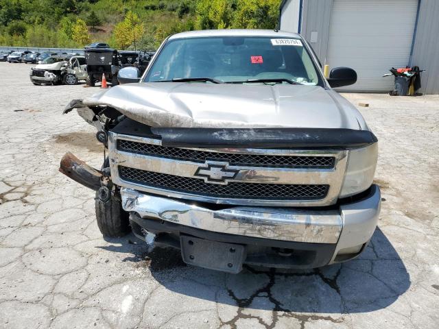 Photo 4 VIN: 2GCEK19J381273113 - CHEVROLET SILVERADO 