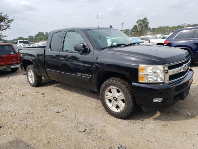 Photo 3 VIN: 2GCEK19J481127884 - CHEVROLET SILVERADO 