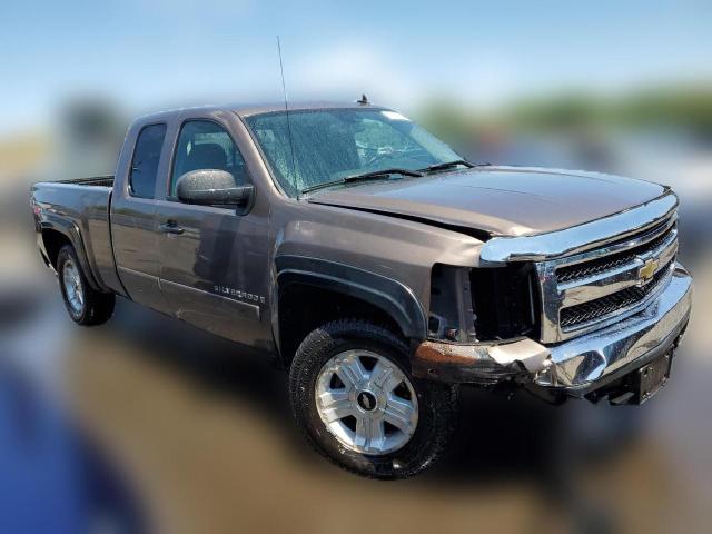 Photo 3 VIN: 2GCEK19J481128193 - CHEVROLET SILVERADO 