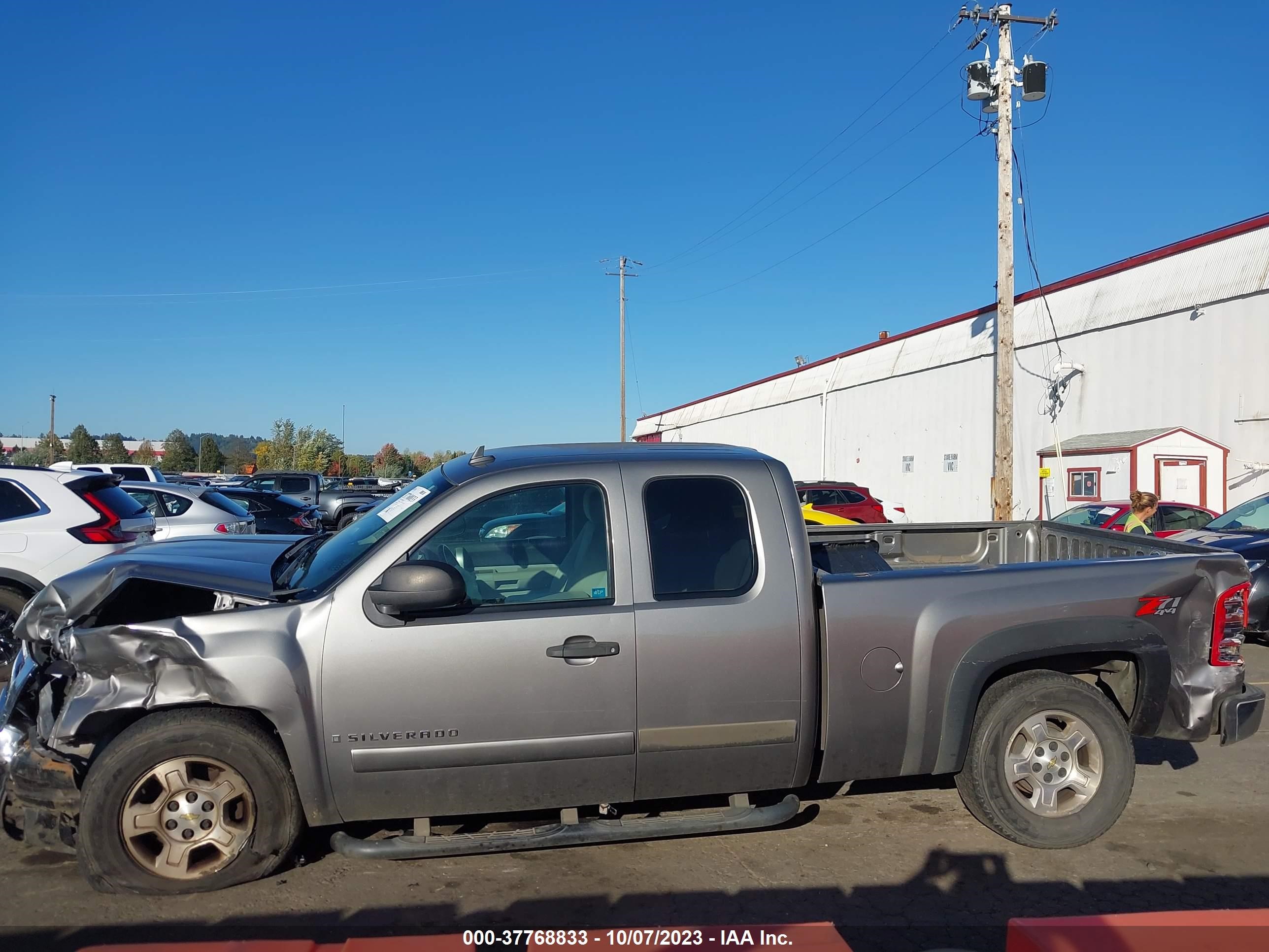 Photo 13 VIN: 2GCEK19J571663788 - CHEVROLET SILVERADO 