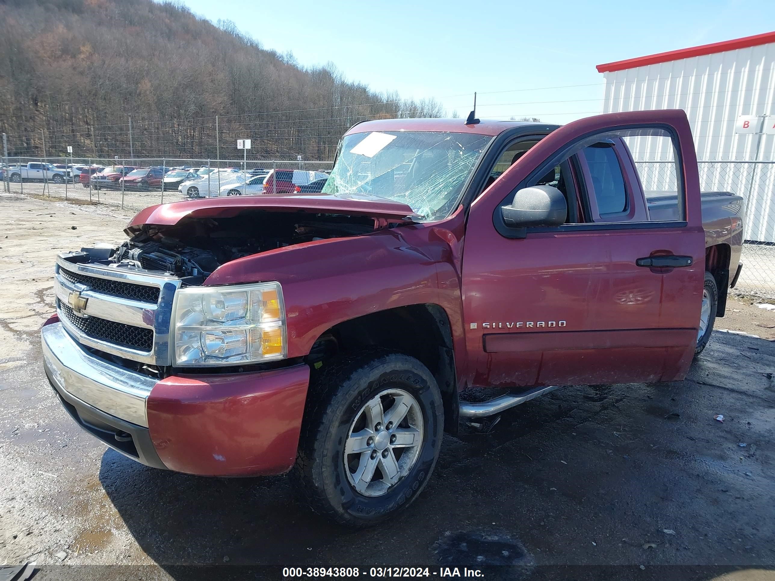 Photo 1 VIN: 2GCEK19J781113283 - CHEVROLET SILVERADO 