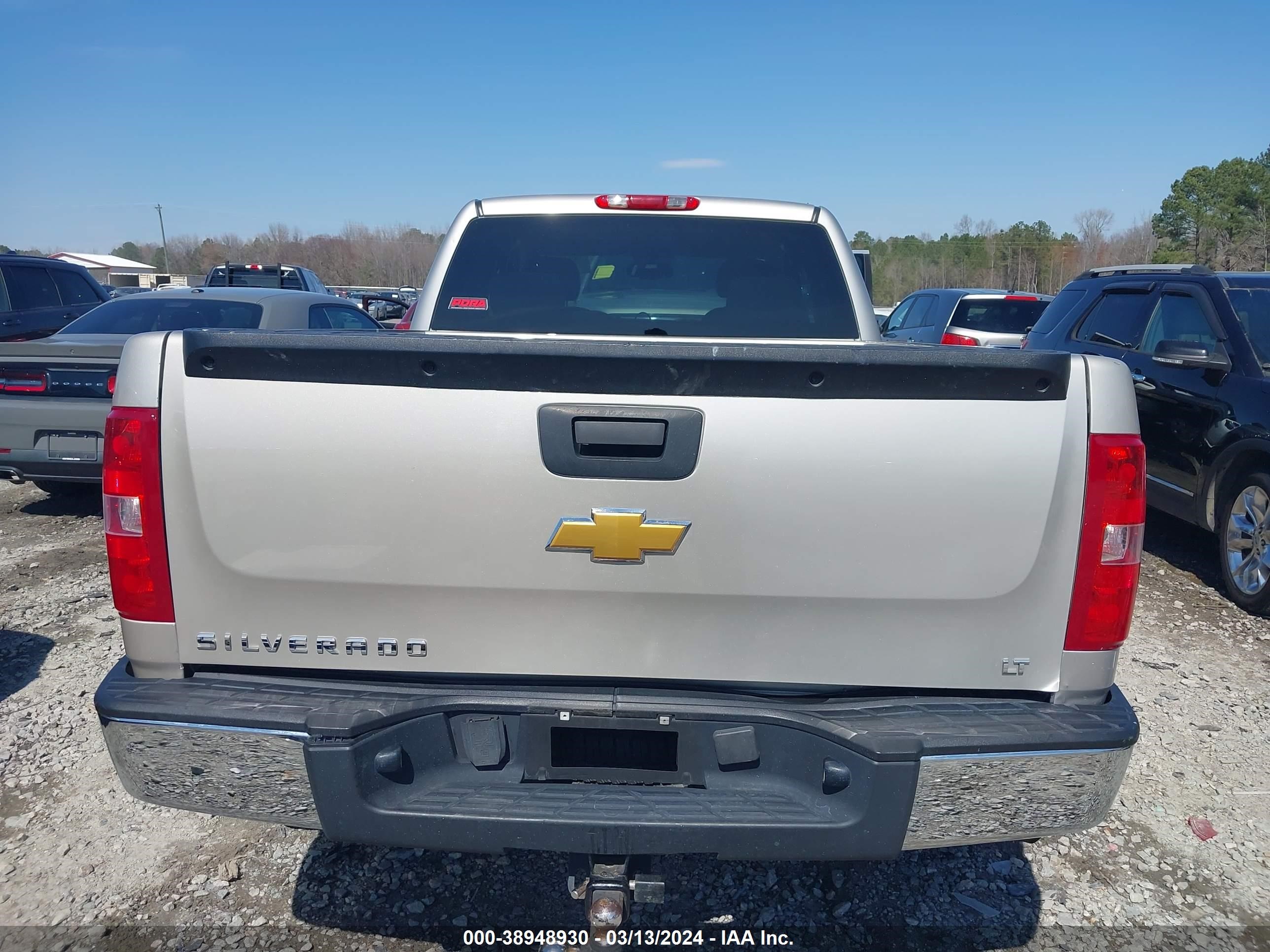 Photo 16 VIN: 2GCEK19J881270286 - CHEVROLET SILVERADO 