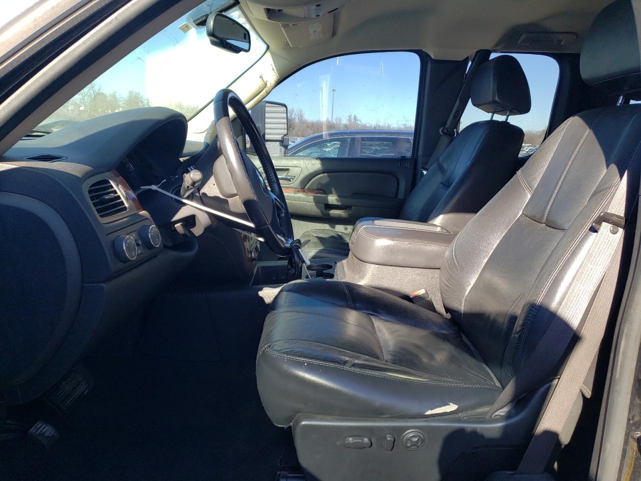 Photo 6 VIN: 2GCEK19J981101569 - CHEVROLET SILVERADO 