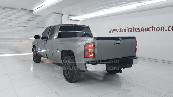 Photo 5 VIN: 2GCEK19J981149654 - CHEVROLET SILVERADO 