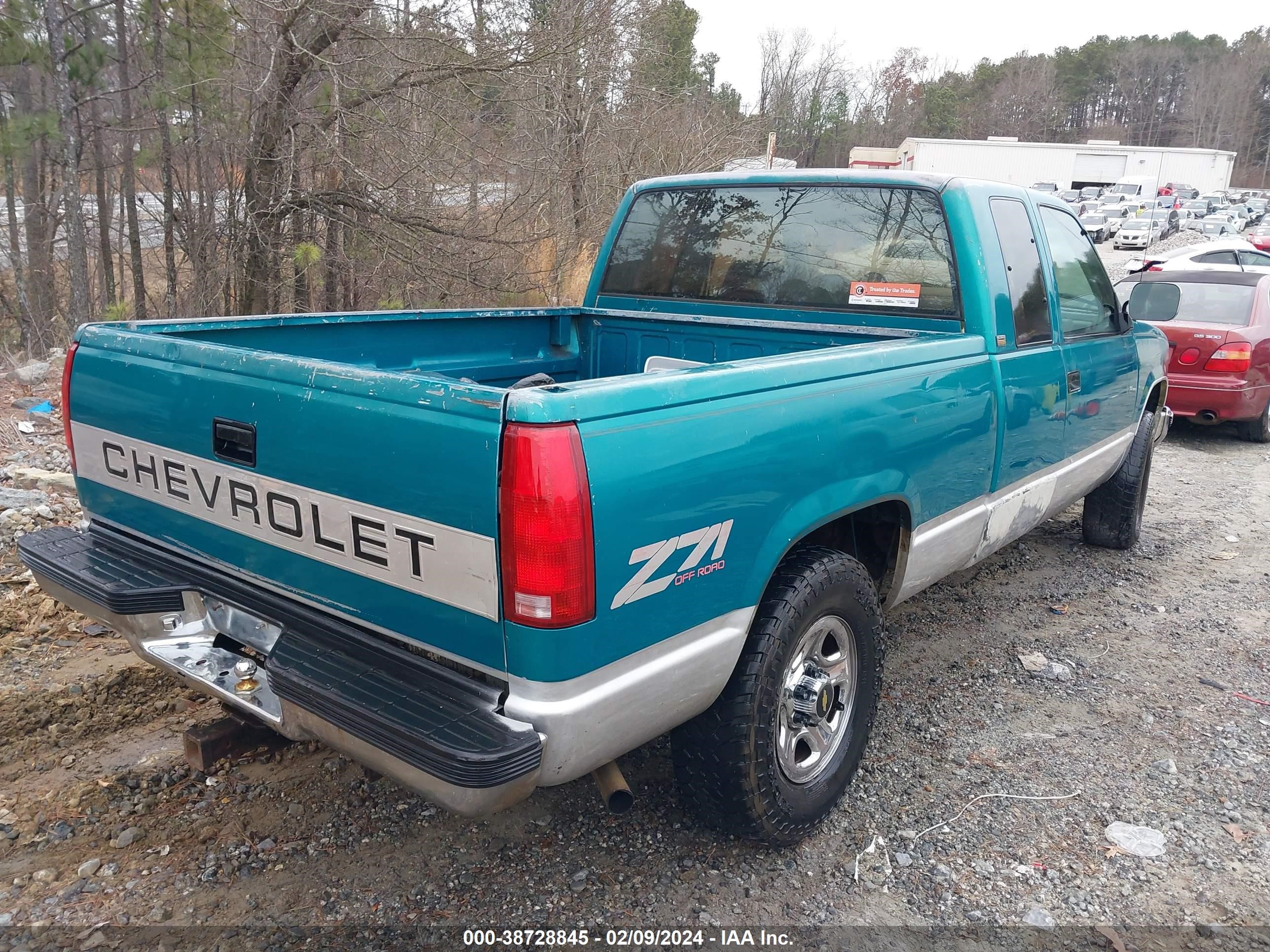 Photo 3 VIN: 2GCEK19K8P1168283 - CHEVROLET GMT-400 