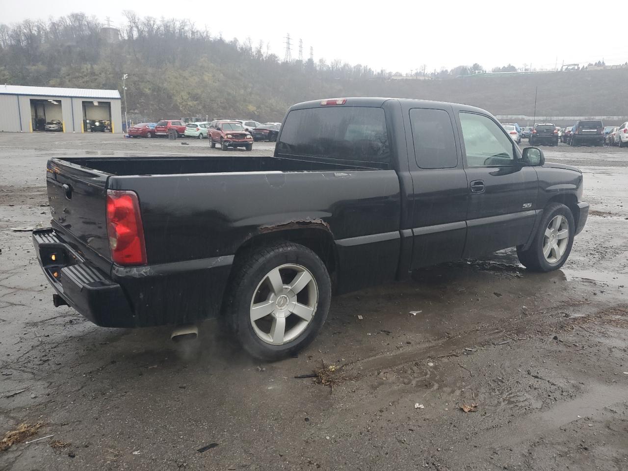 Photo 2 VIN: 2GCEK19N431318734 - CHEVROLET SILVERADO 