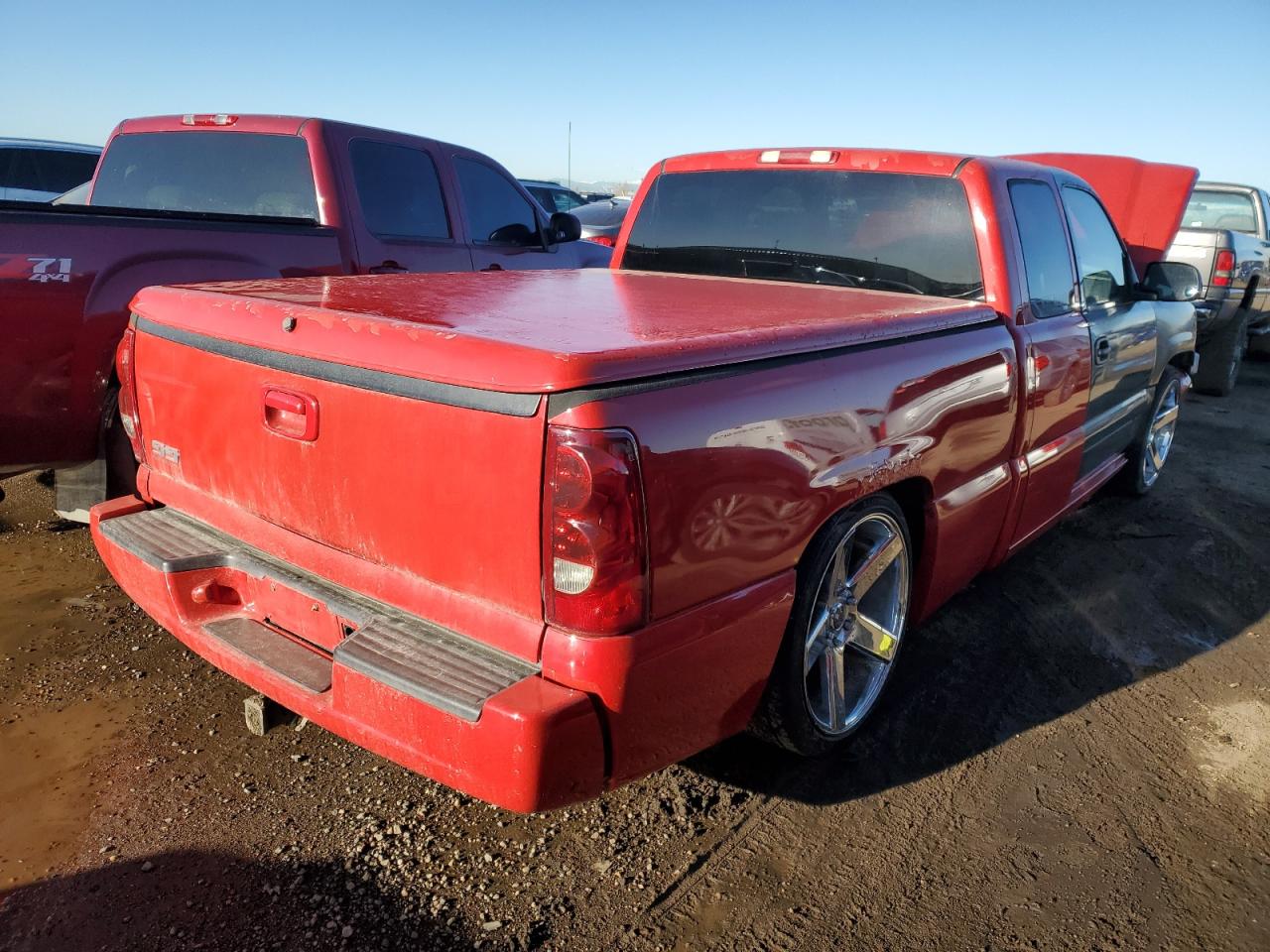 Photo 2 VIN: 2GCEK19N931338056 - CHEVROLET SILVERADO 