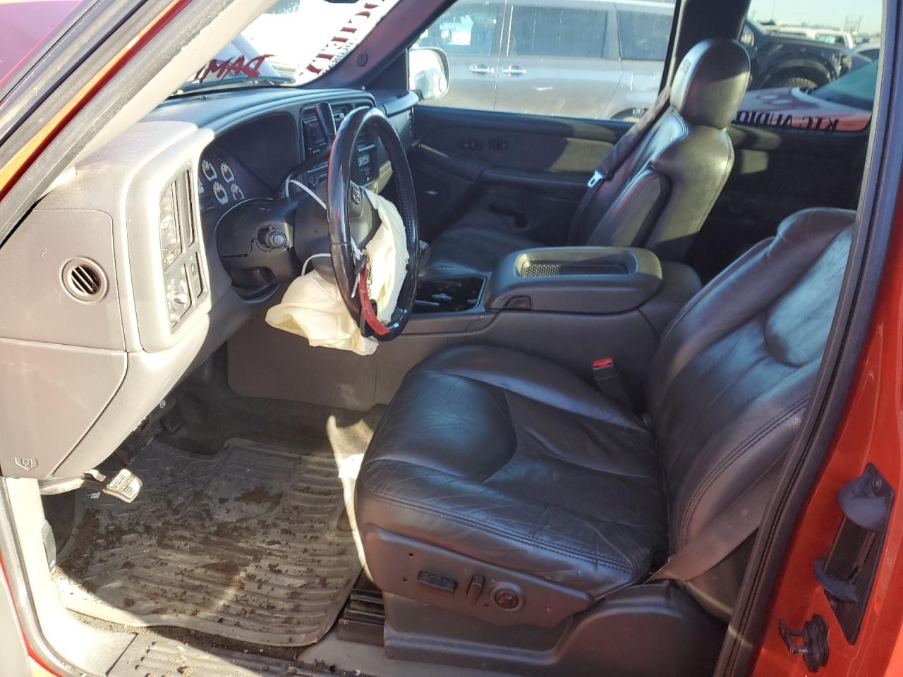 Photo 6 VIN: 2GCEK19N931338056 - CHEVROLET SILVERADO 