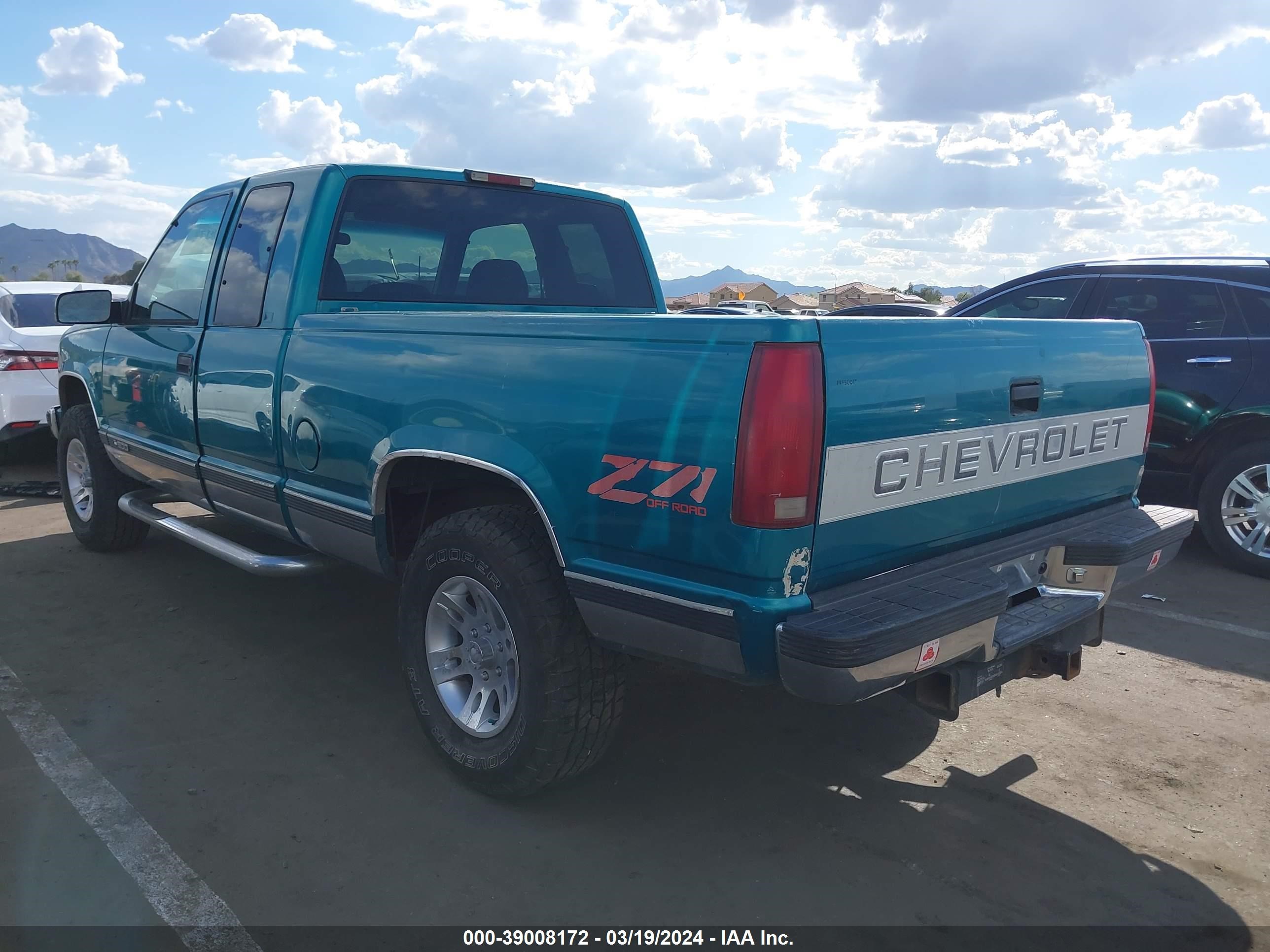 Photo 2 VIN: 2GCEK19R2T1237556 - CHEVROLET GMT-400 