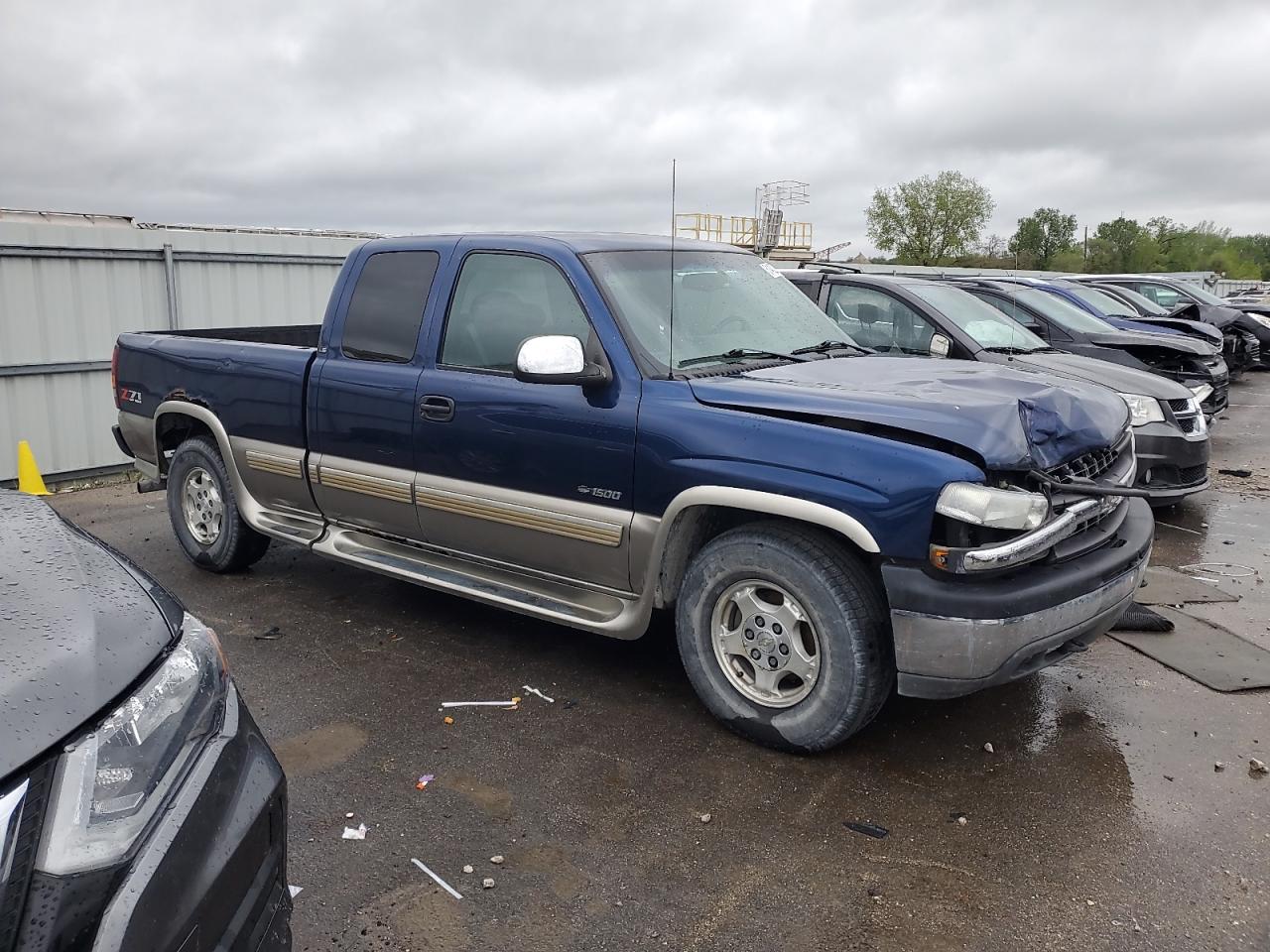 Photo 3 VIN: 2GCEK19T011361267 - CHEVROLET SILVERADO 