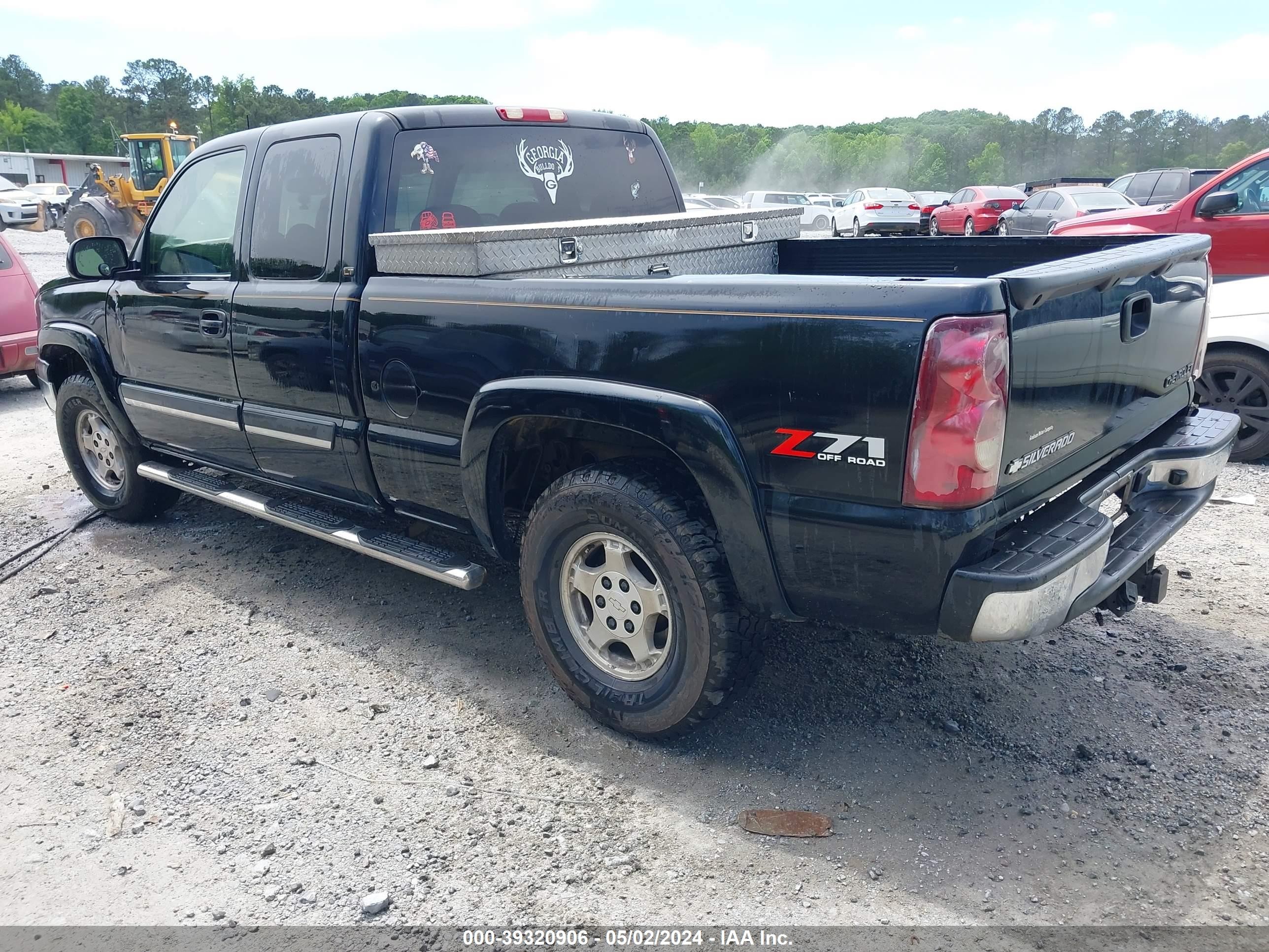 Photo 2 VIN: 2GCEK19T031183556 - CHEVROLET SILVERADO 