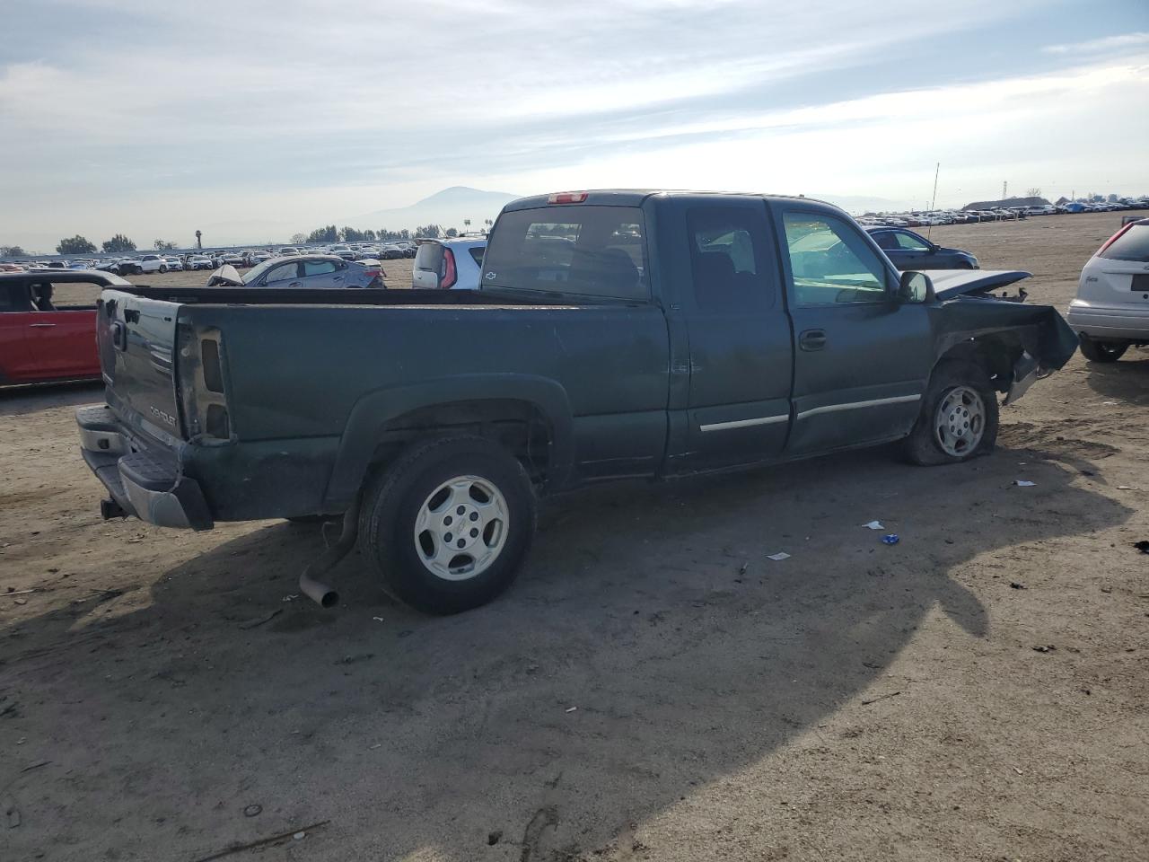 Photo 2 VIN: 2GCEK19T031319863 - CHEVROLET SILVERADO 