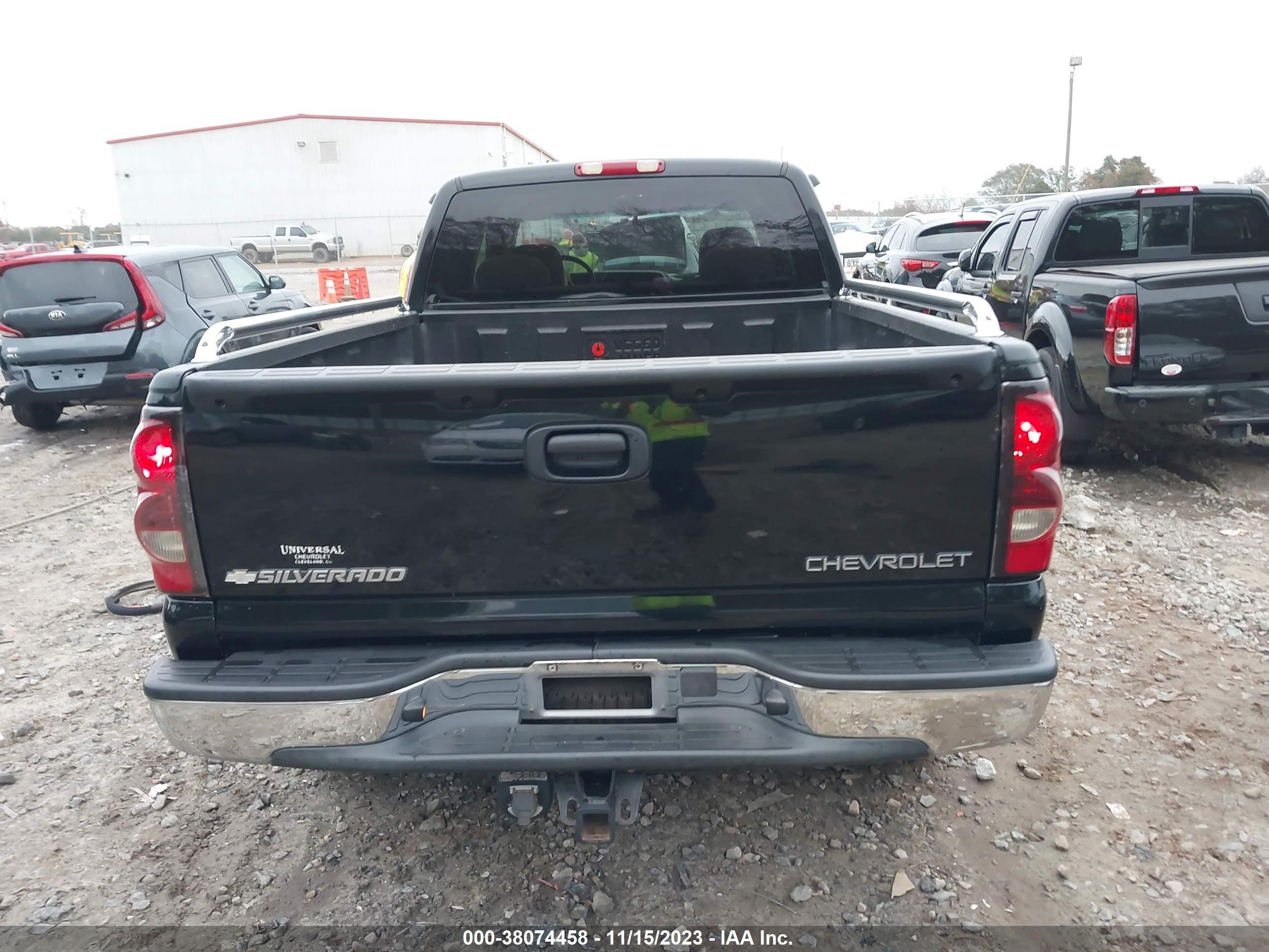 Photo 15 VIN: 2GCEK19T041244647 - CHEVROLET SILVERADO 