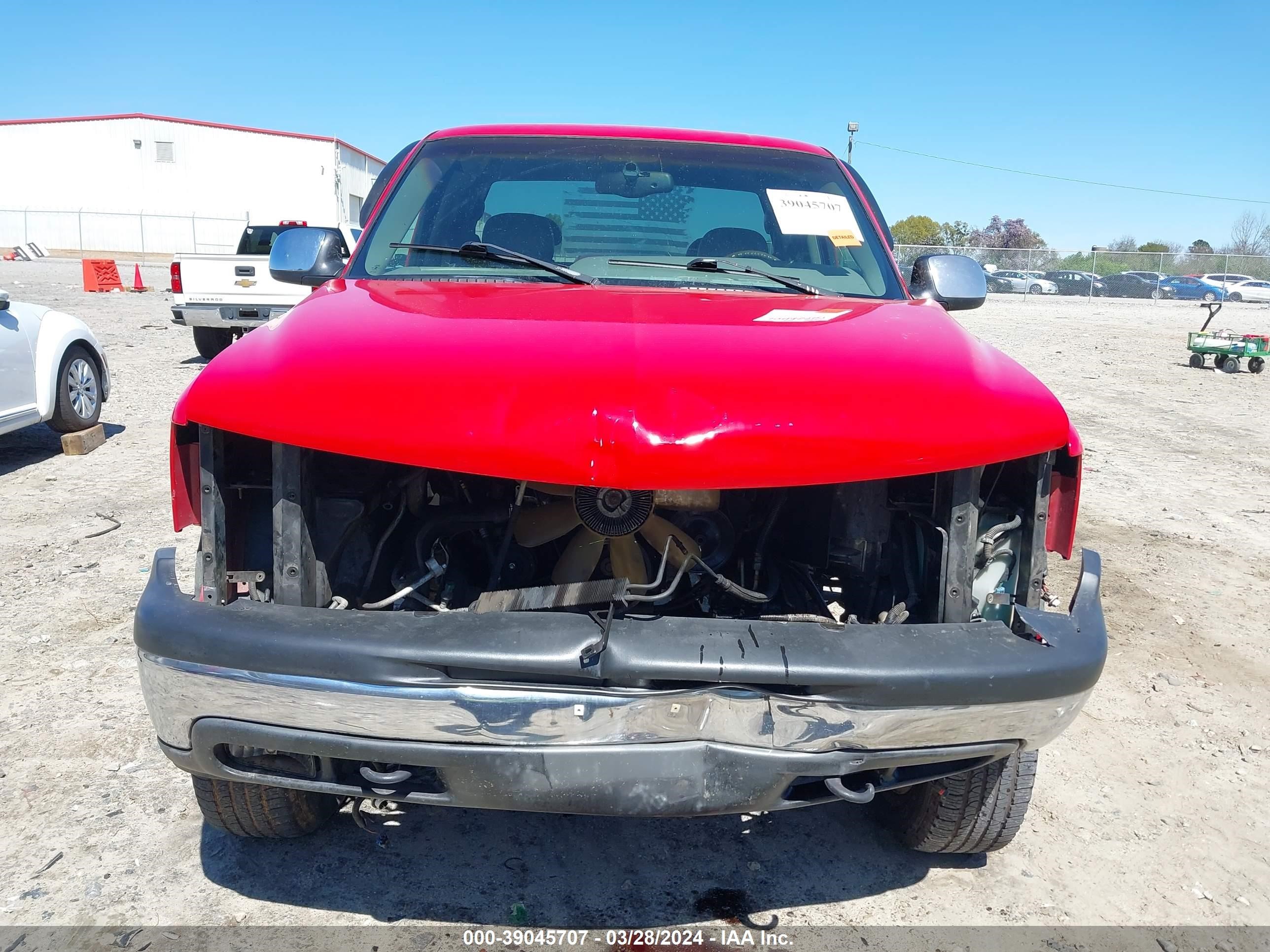 Photo 11 VIN: 2GCEK19T0X1262151 - CHEVROLET SILVERADO 