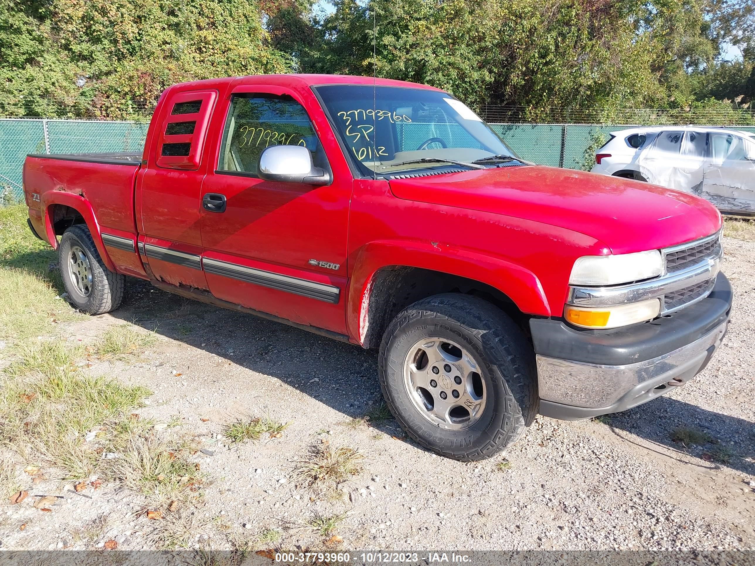 Photo 0 VIN: 2GCEK19T0Y1353759 - CHEVROLET SILVERADO 