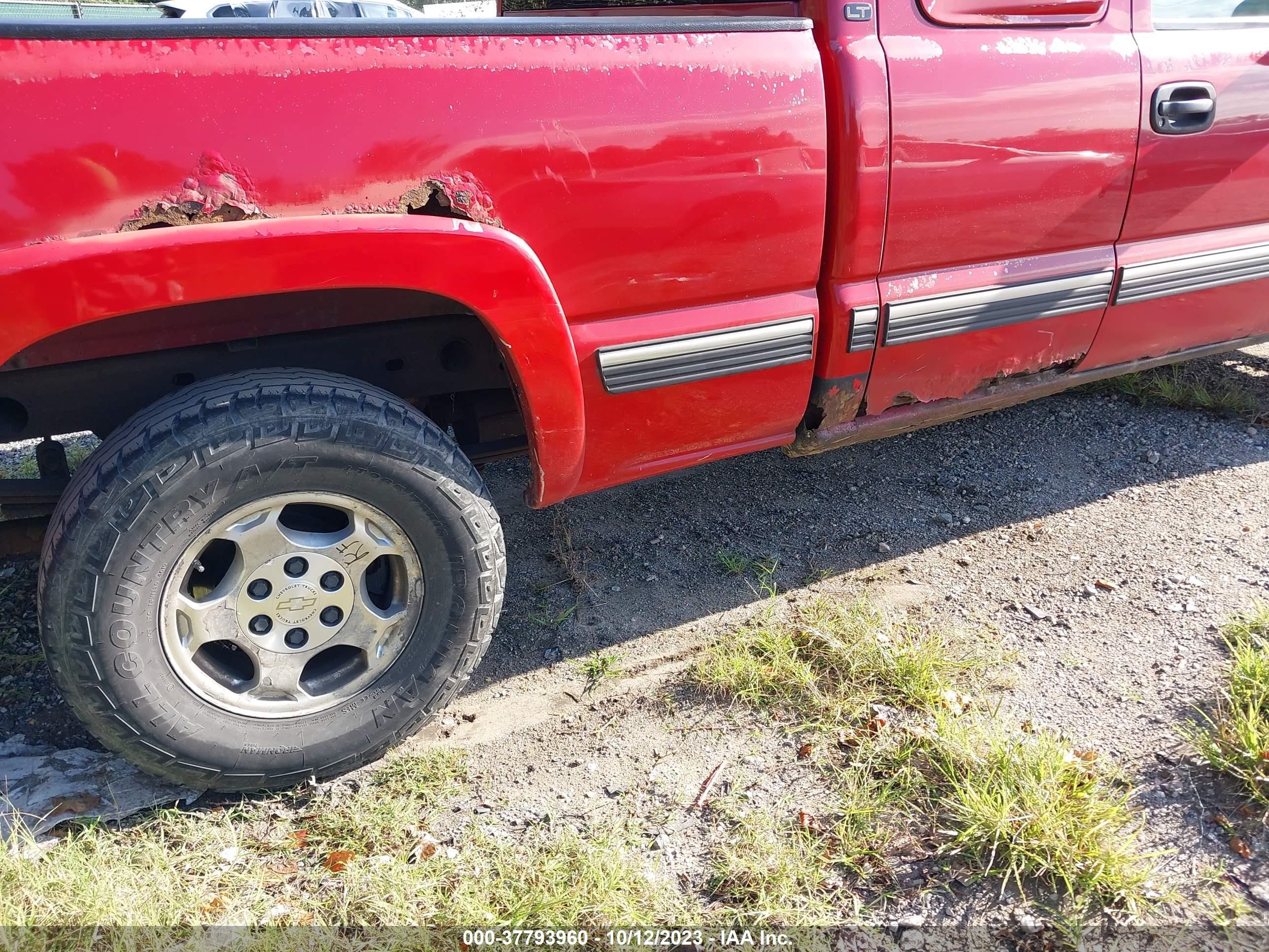 Photo 5 VIN: 2GCEK19T0Y1353759 - CHEVROLET SILVERADO 