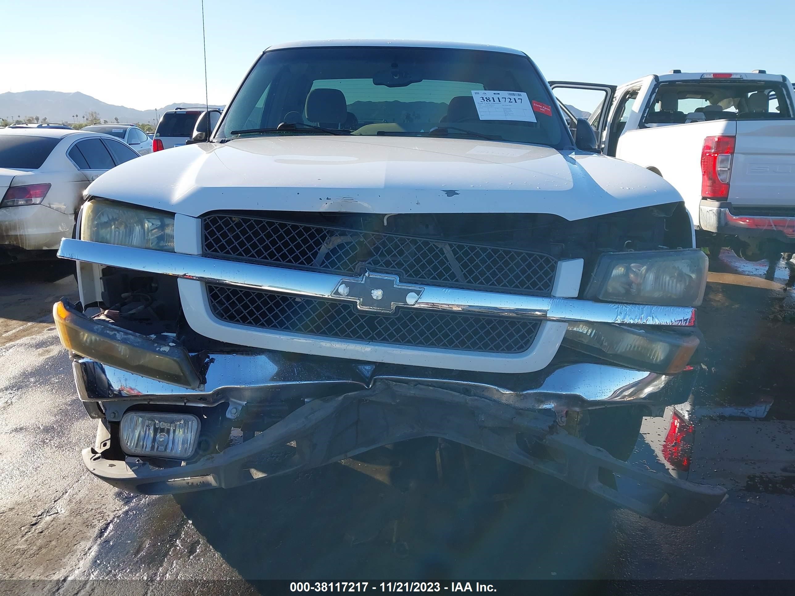 Photo 11 VIN: 2GCEK19T231106557 - CHEVROLET SILVERADO 