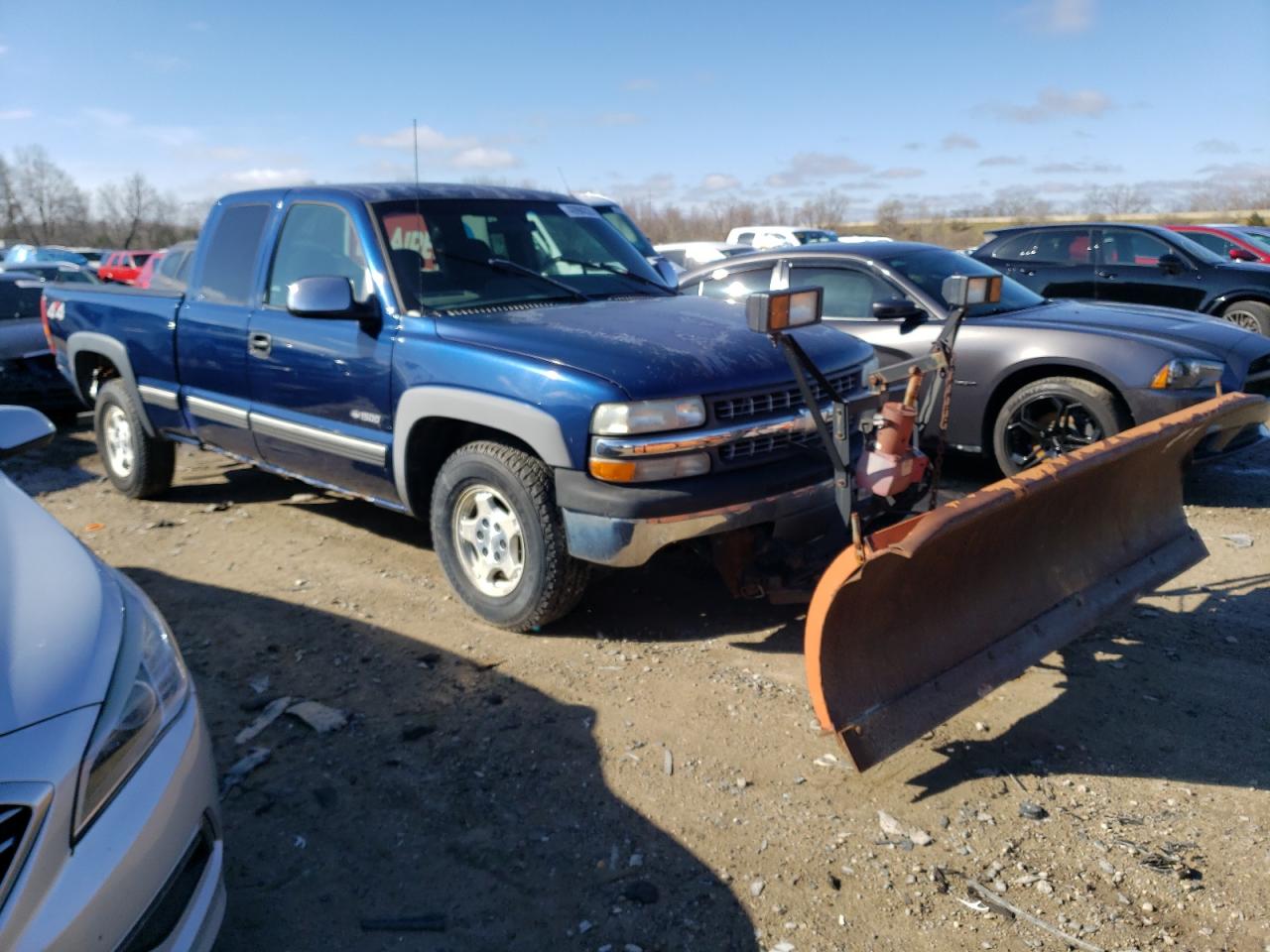 Photo 3 VIN: 2GCEK19T4Y1225671 - CHEVROLET SILVERADO 