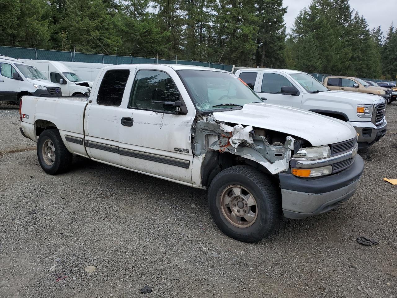 Photo 3 VIN: 2GCEK19T4Y1343154 - CHEVROLET SILVERADO 