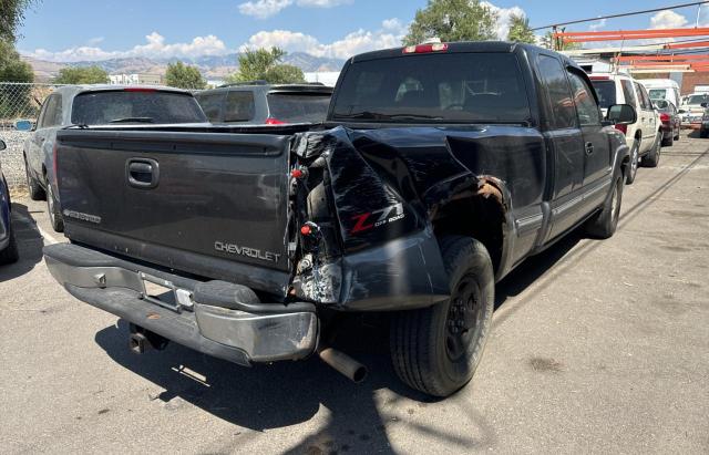 Photo 3 VIN: 2GCEK19T4Y1379975 - CHEVROLET SILVERADO 