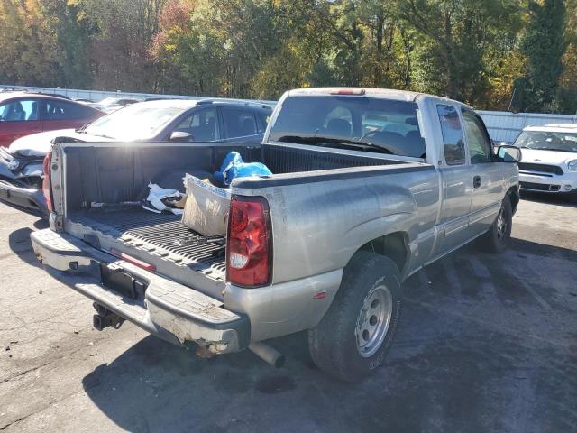 Photo 2 VIN: 2GCEK19T531113132 - CHEVROLET SILVERADO 