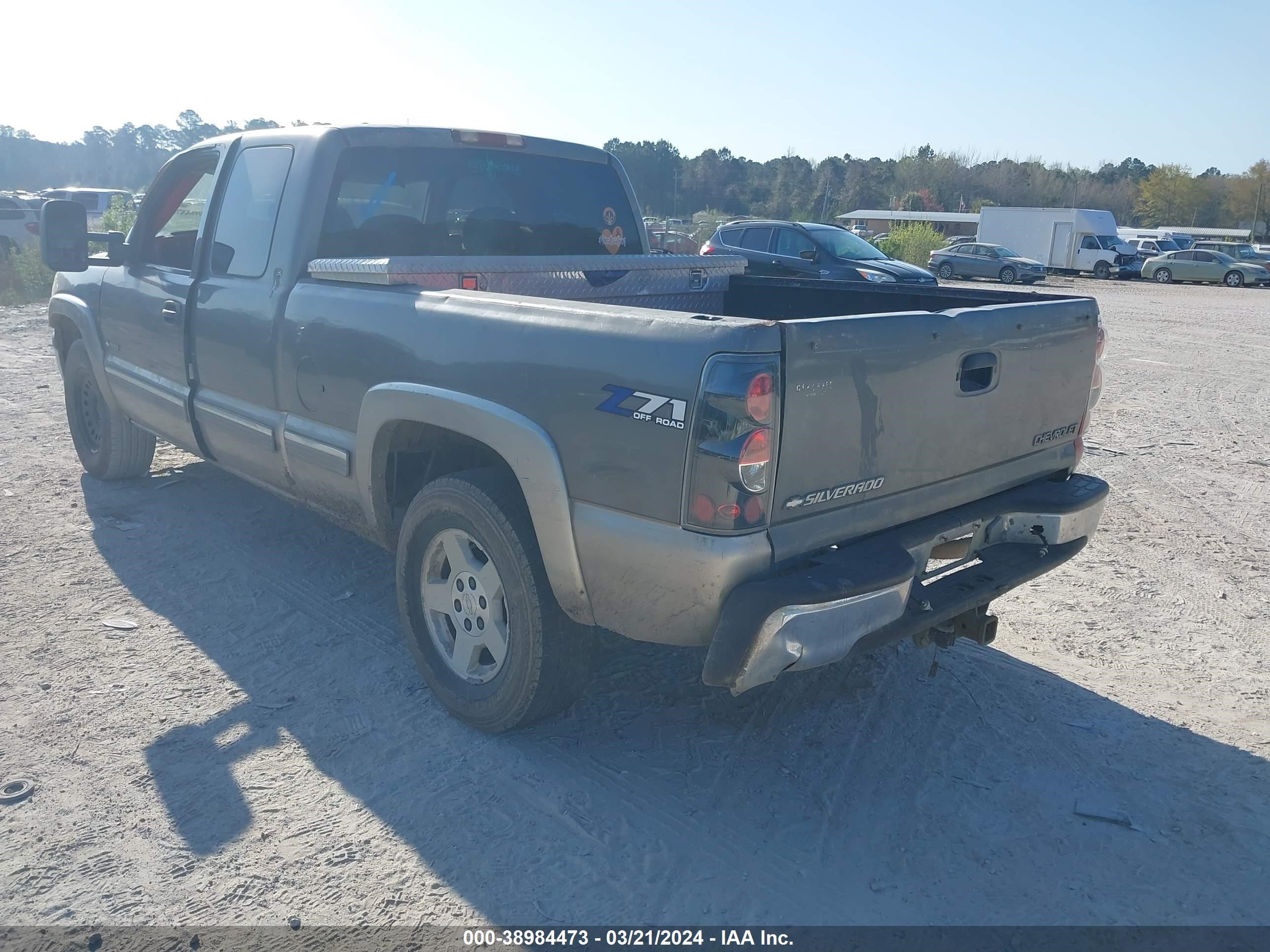 Photo 2 VIN: 2GCEK19T5X1279253 - CHEVROLET SILVERADO 