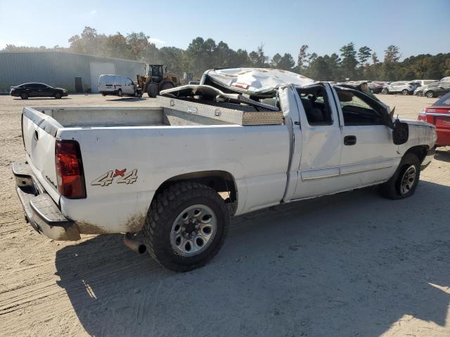 Photo 2 VIN: 2GCEK19T631134247 - CHEVROLET SILVERADO 