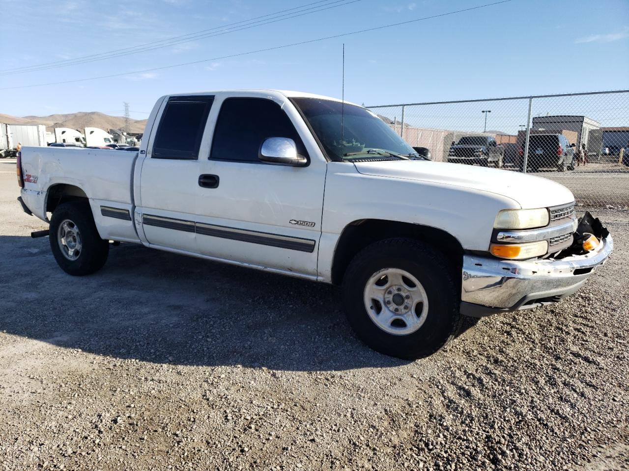 Photo 3 VIN: 2GCEK19T6X1202956 - CHEVROLET SILVERADO 