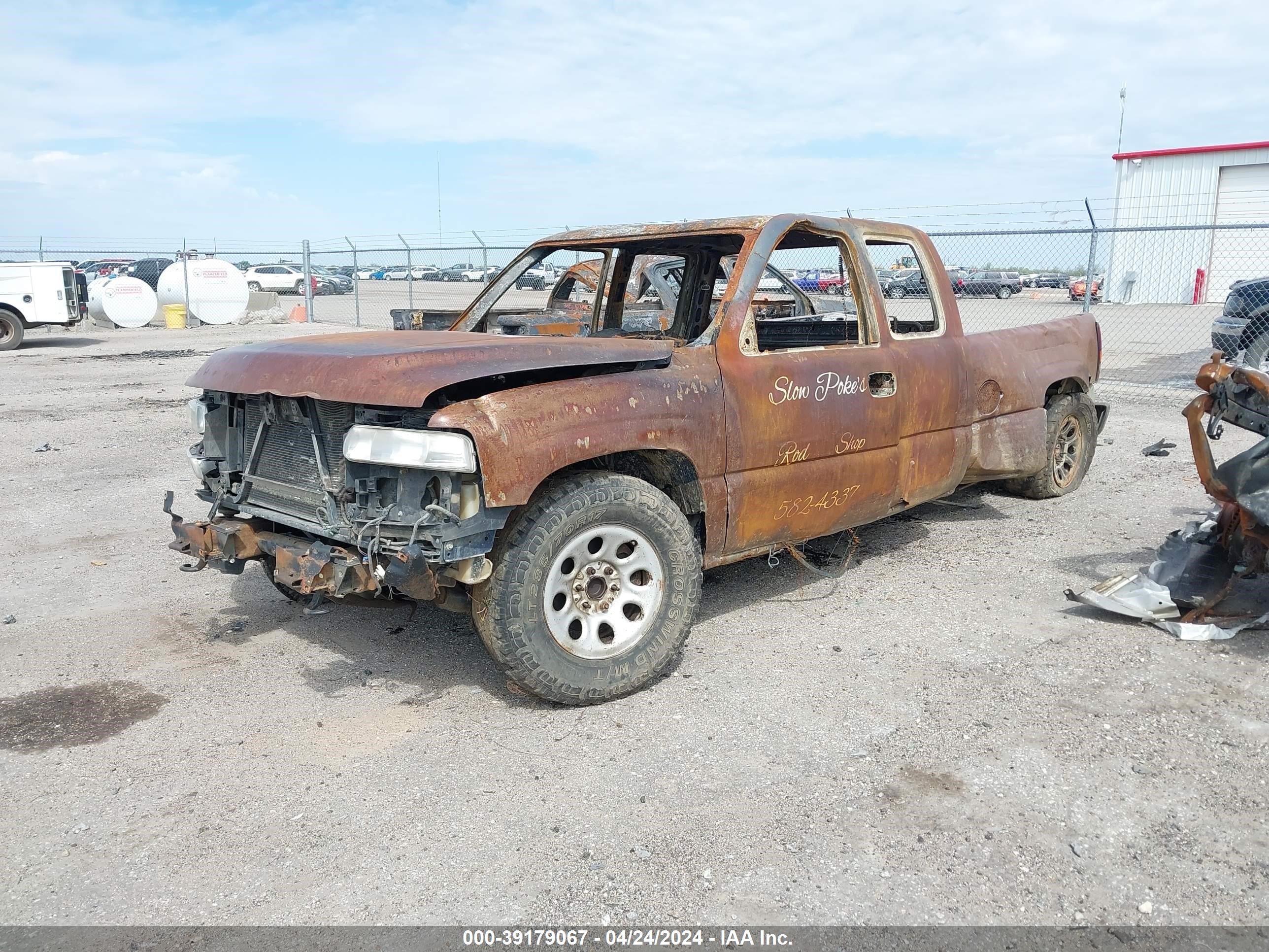 Photo 1 VIN: 2GCEK19T6Y1291316 - CHEVROLET SILVERADO 