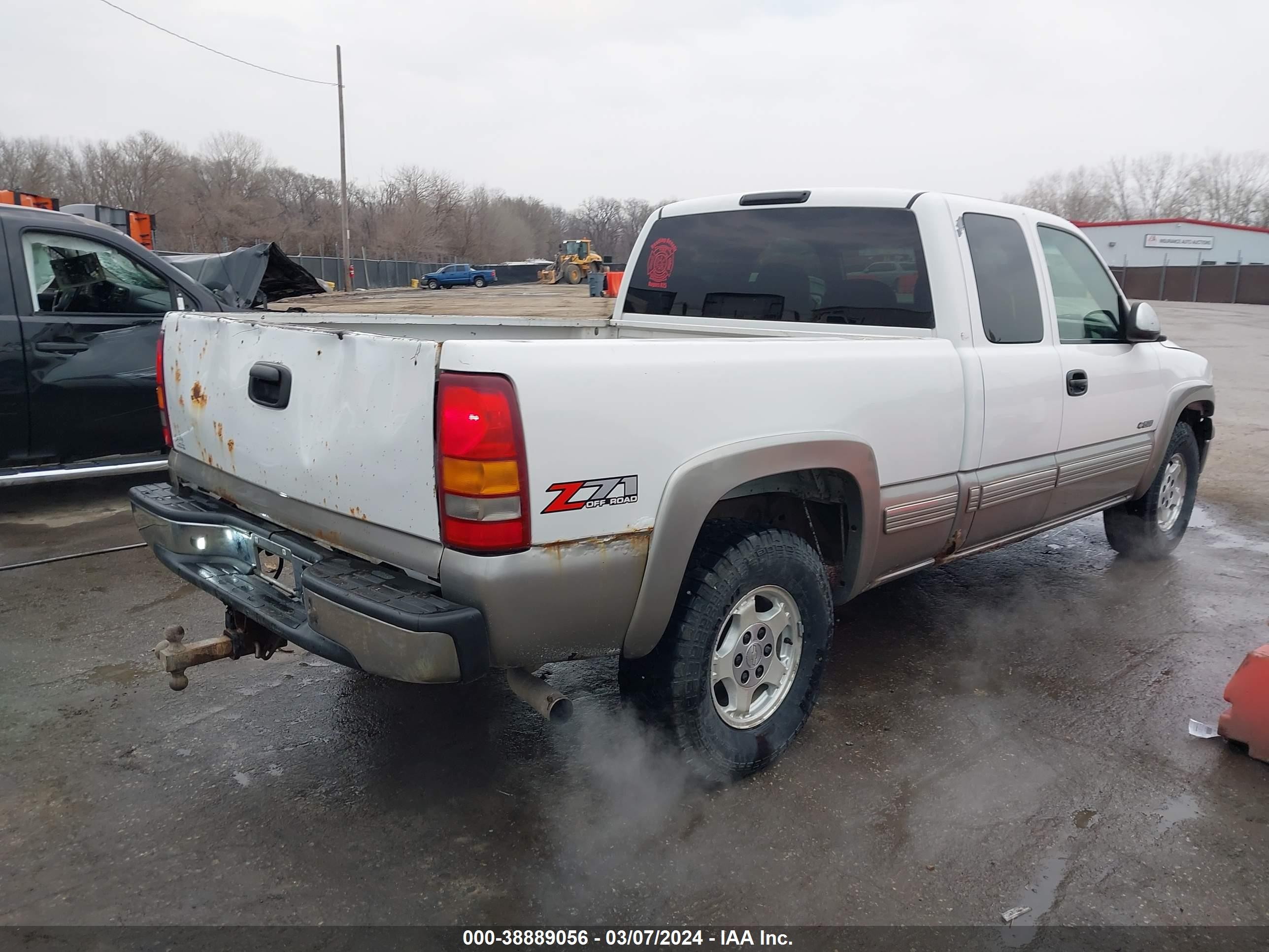 Photo 3 VIN: 2GCEK19T721378312 - CHEVROLET SILVERADO 