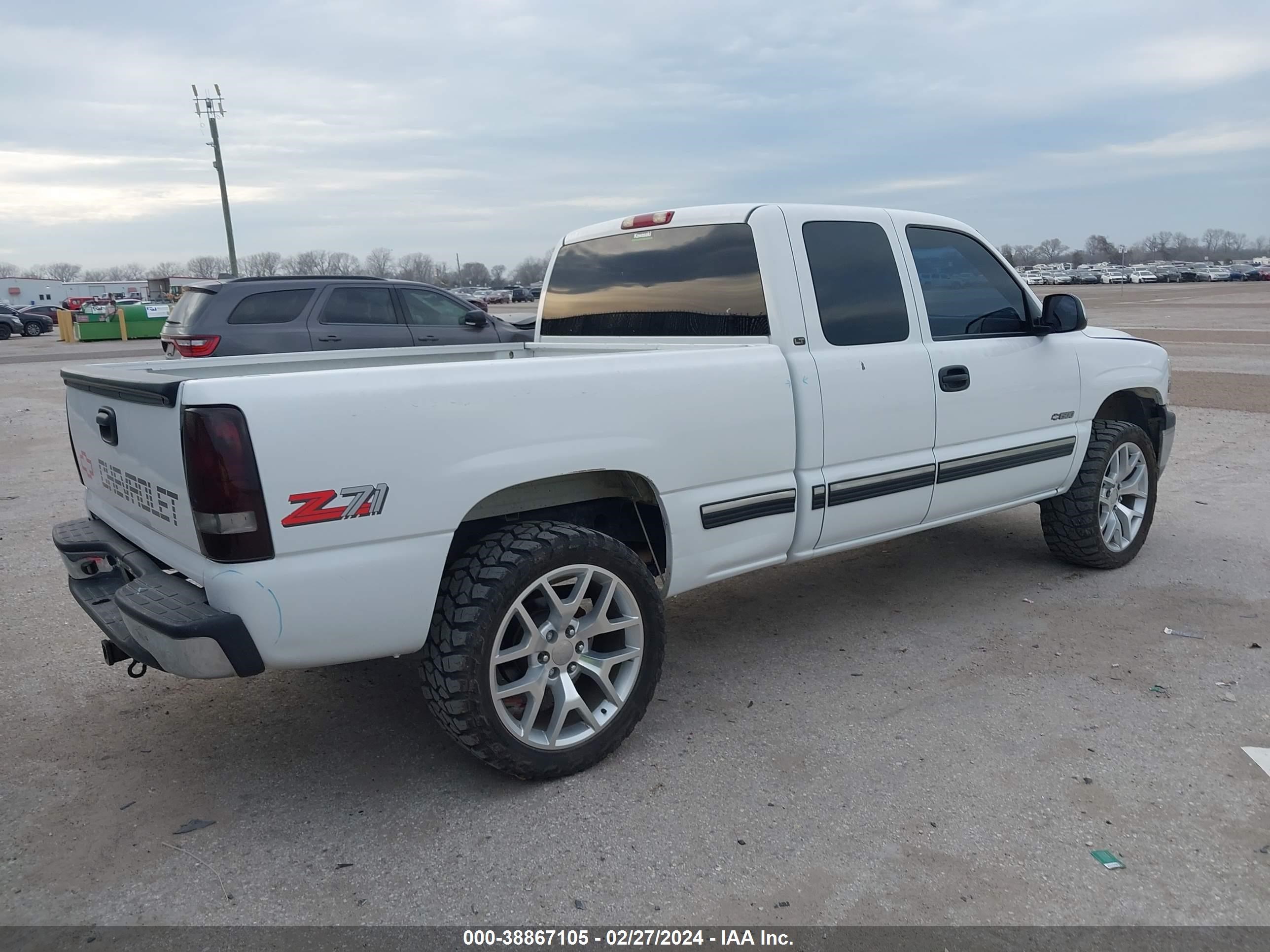 Photo 4 VIN: 2GCEK19T7X1231222 - CHEVROLET SILVERADO 