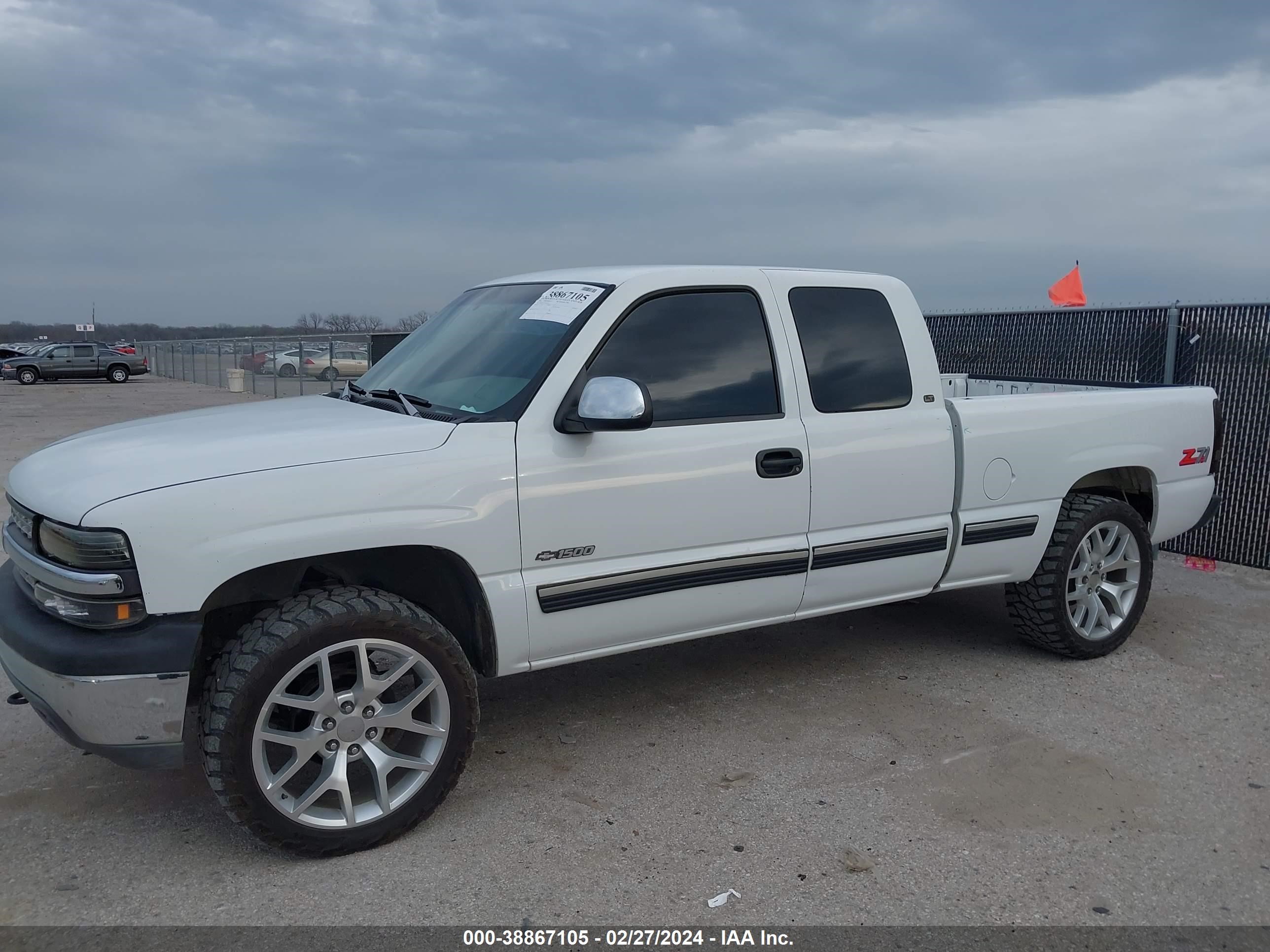 Photo 6 VIN: 2GCEK19T7X1231222 - CHEVROLET SILVERADO 