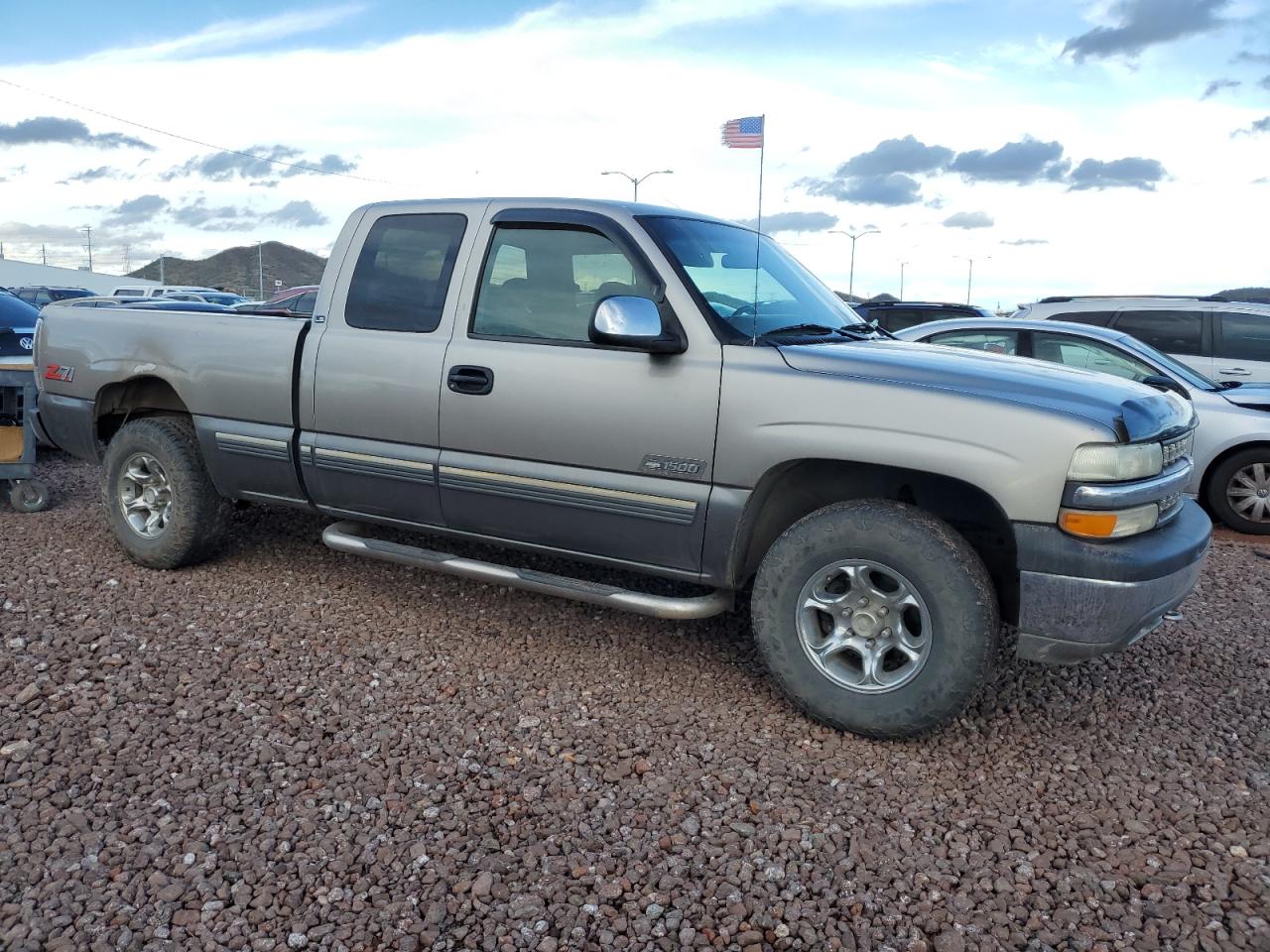 Photo 3 VIN: 2GCEK19T7X1248084 - CHEVROLET SILVERADO 