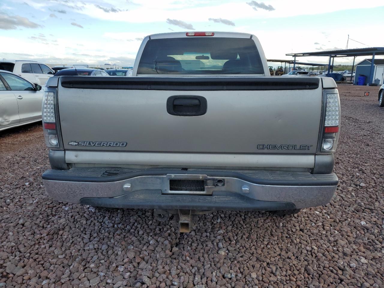 Photo 5 VIN: 2GCEK19T7X1248084 - CHEVROLET SILVERADO 